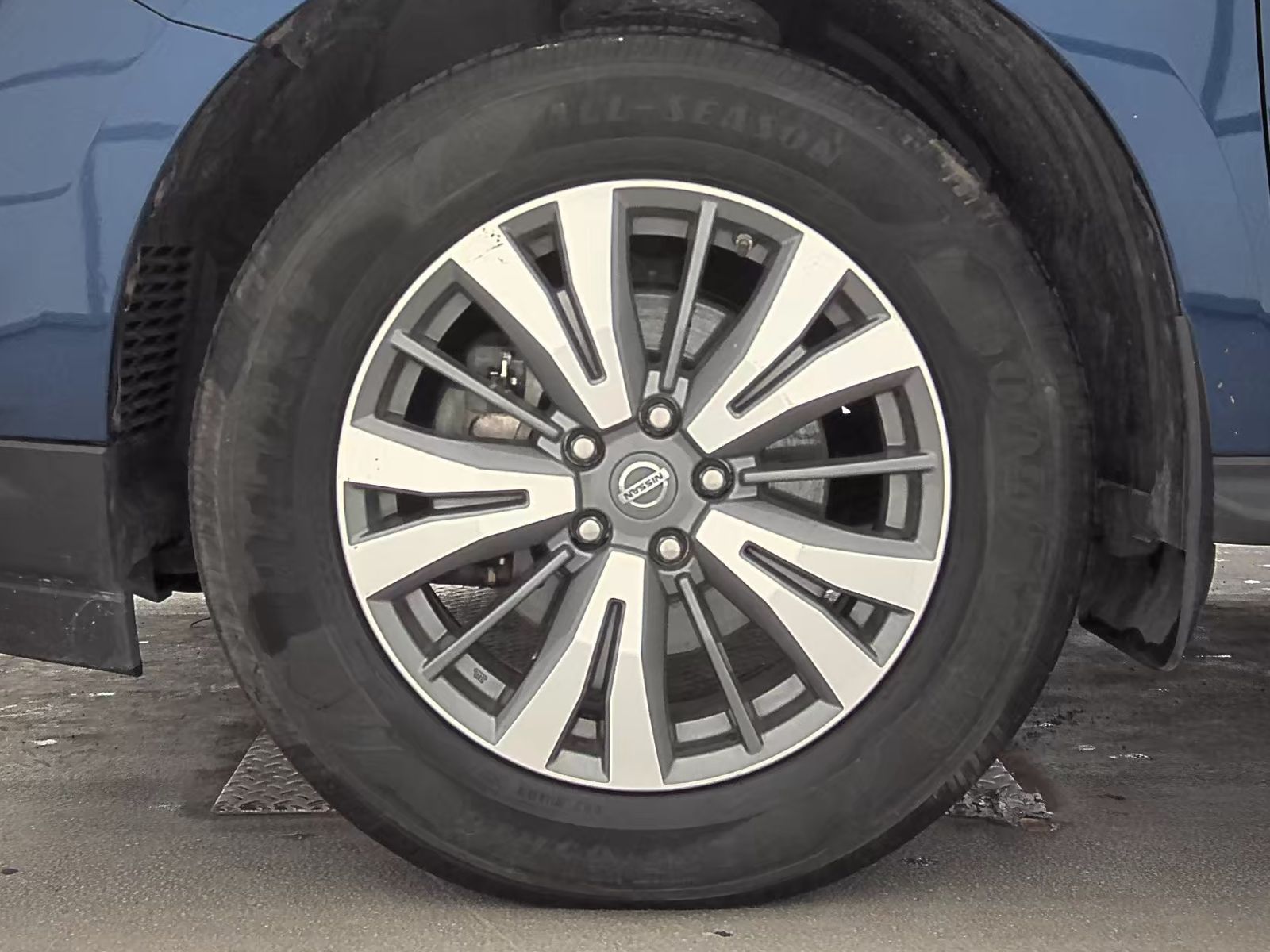 2017 Nissan Pathfinder SL AWD