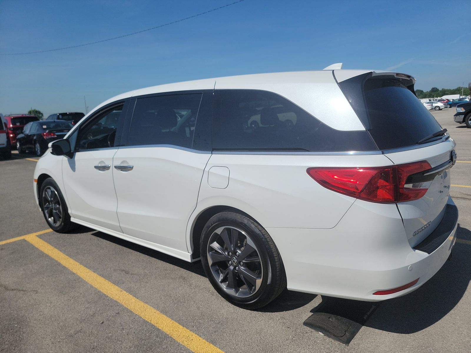 2022 Honda Odyssey Elite FWD