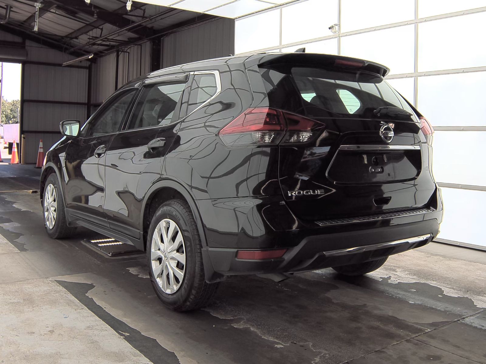 2019 Nissan Rogue S FWD