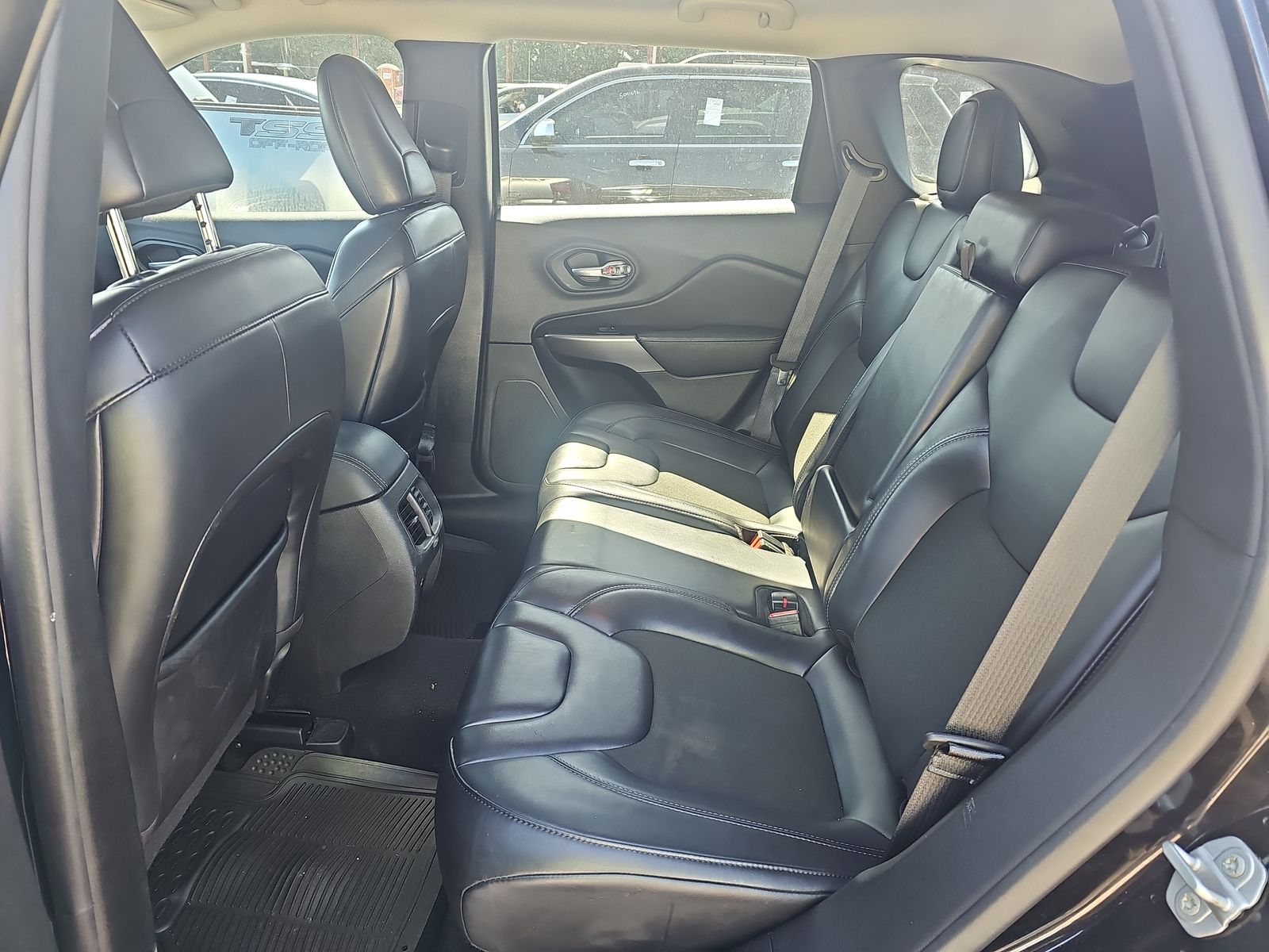 2021 Jeep Cherokee Latitude Plus FWD