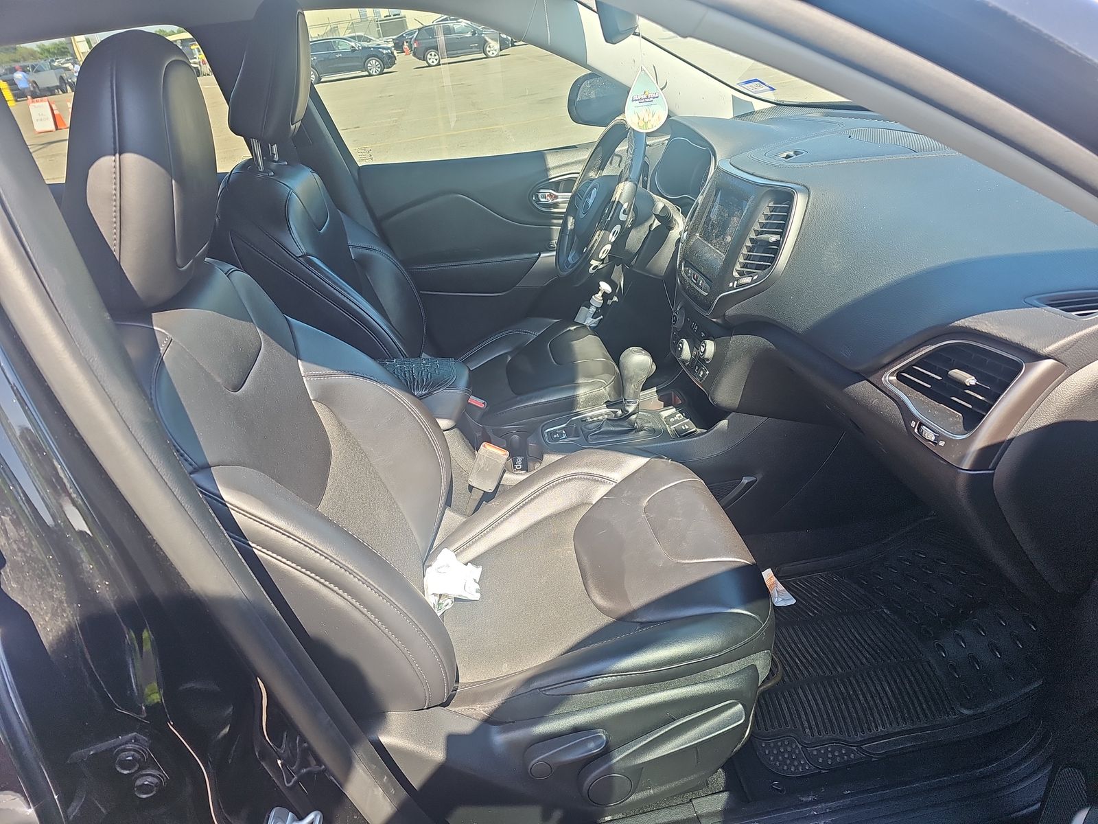 2021 Jeep Cherokee Latitude Plus FWD