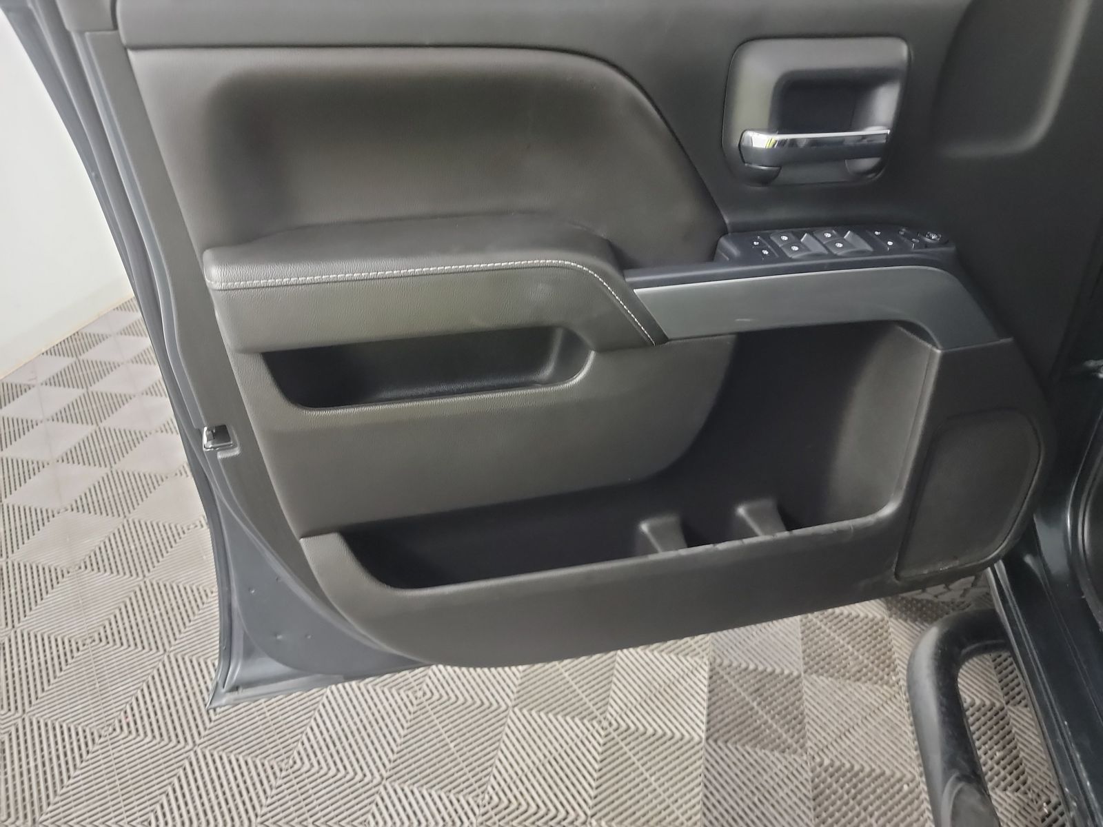 2019 Chevrolet Silverado 1500 LT RWD