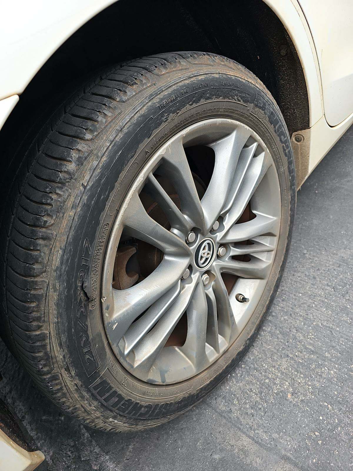 2015 Toyota Camry SE FWD