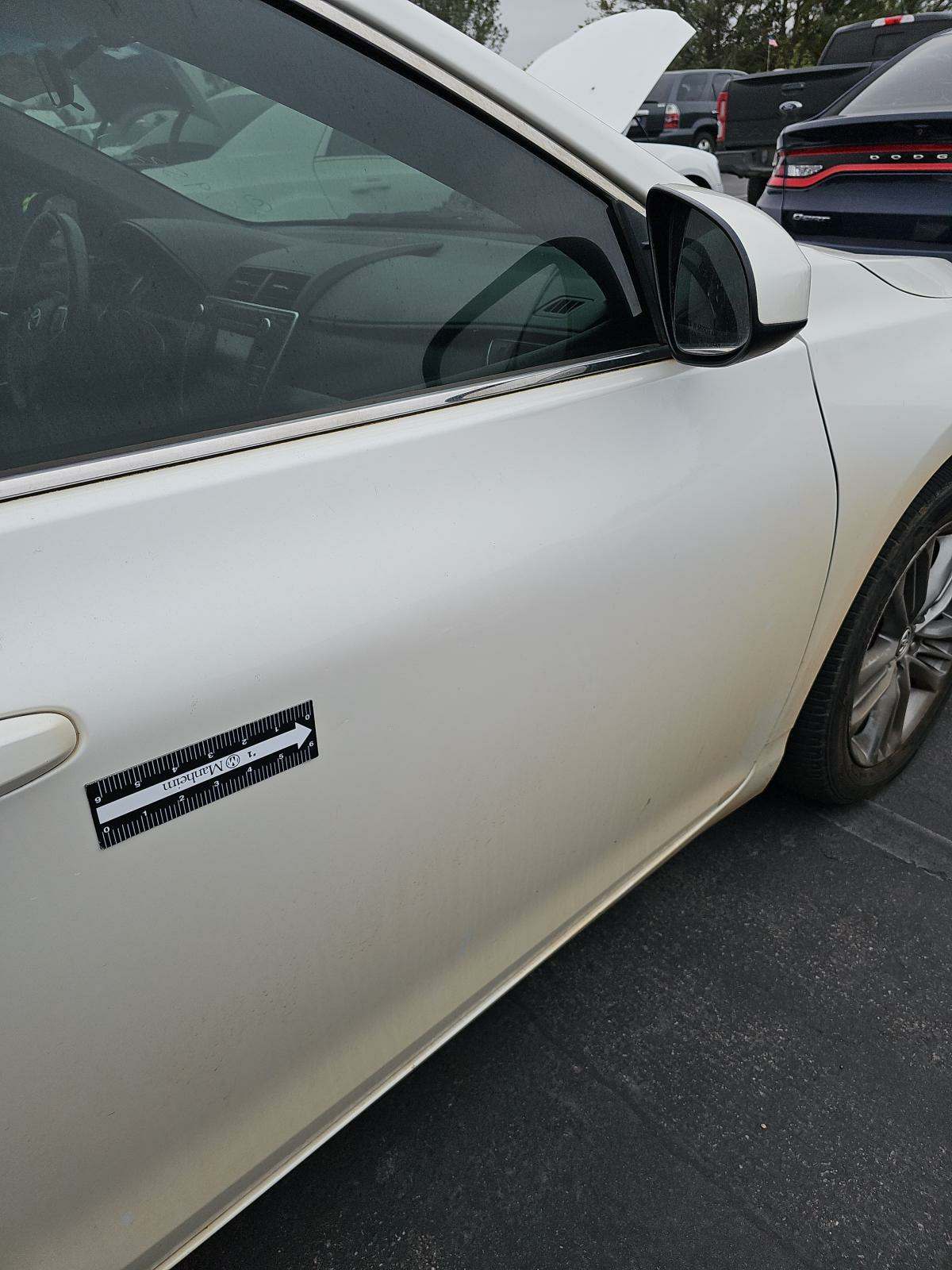 2015 Toyota Camry SE FWD