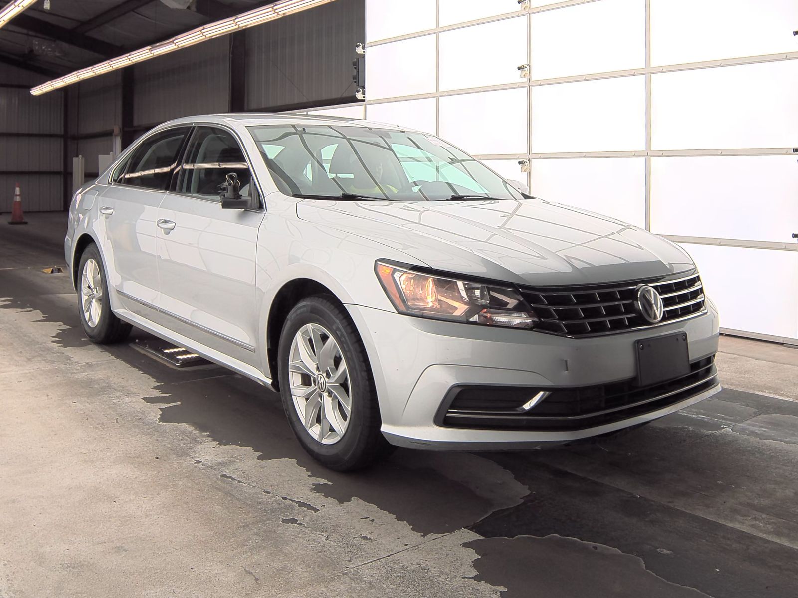 2017 Volkswagen Passat 1.8T S FWD