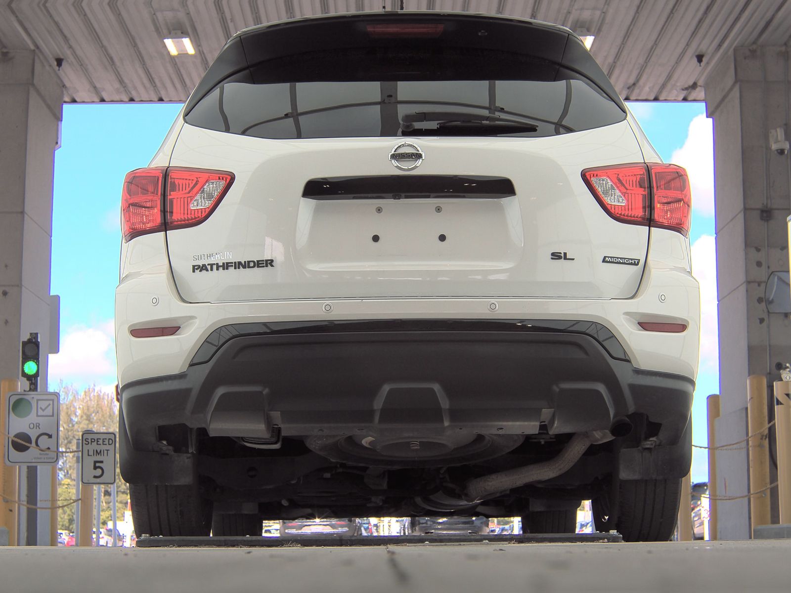 2018 Nissan Pathfinder SL FWD