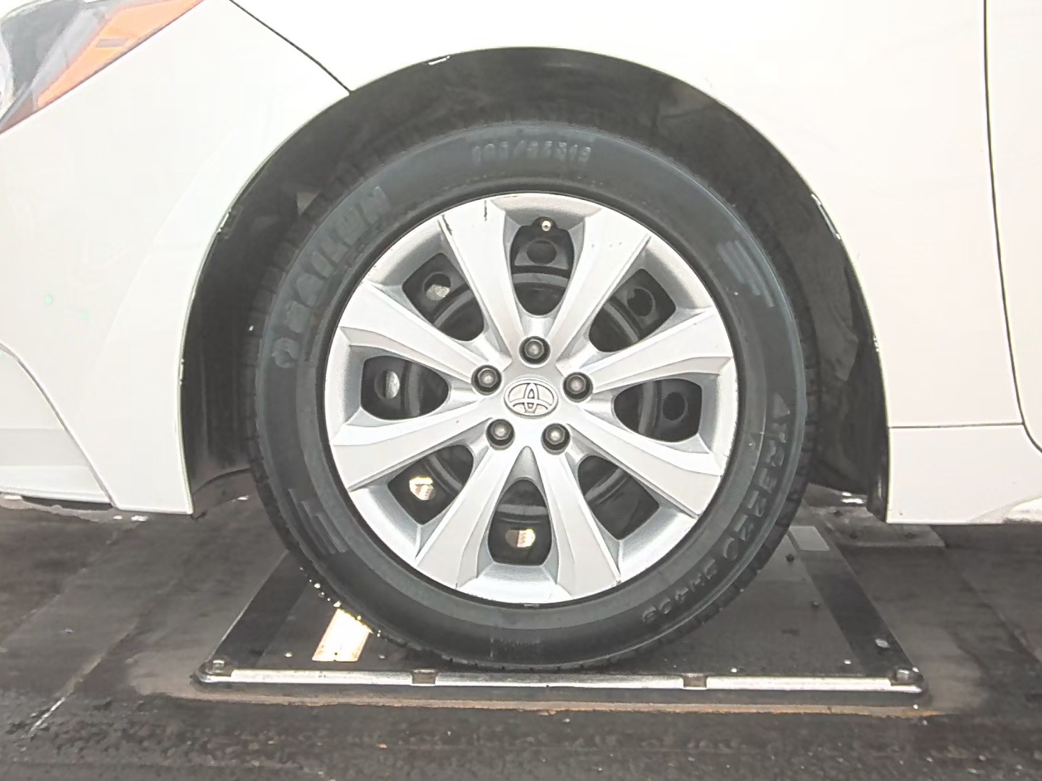 2021 Toyota Corolla LE FWD