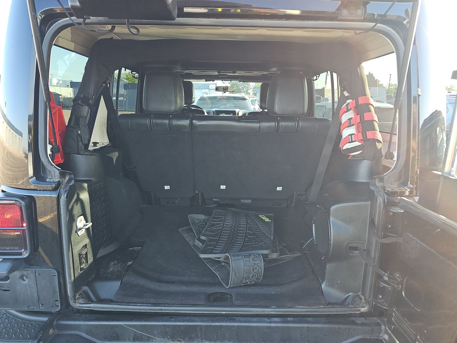 2012 Jeep Wrangler Unlimited Rubicon Call of Duty MW3 Edition AWD