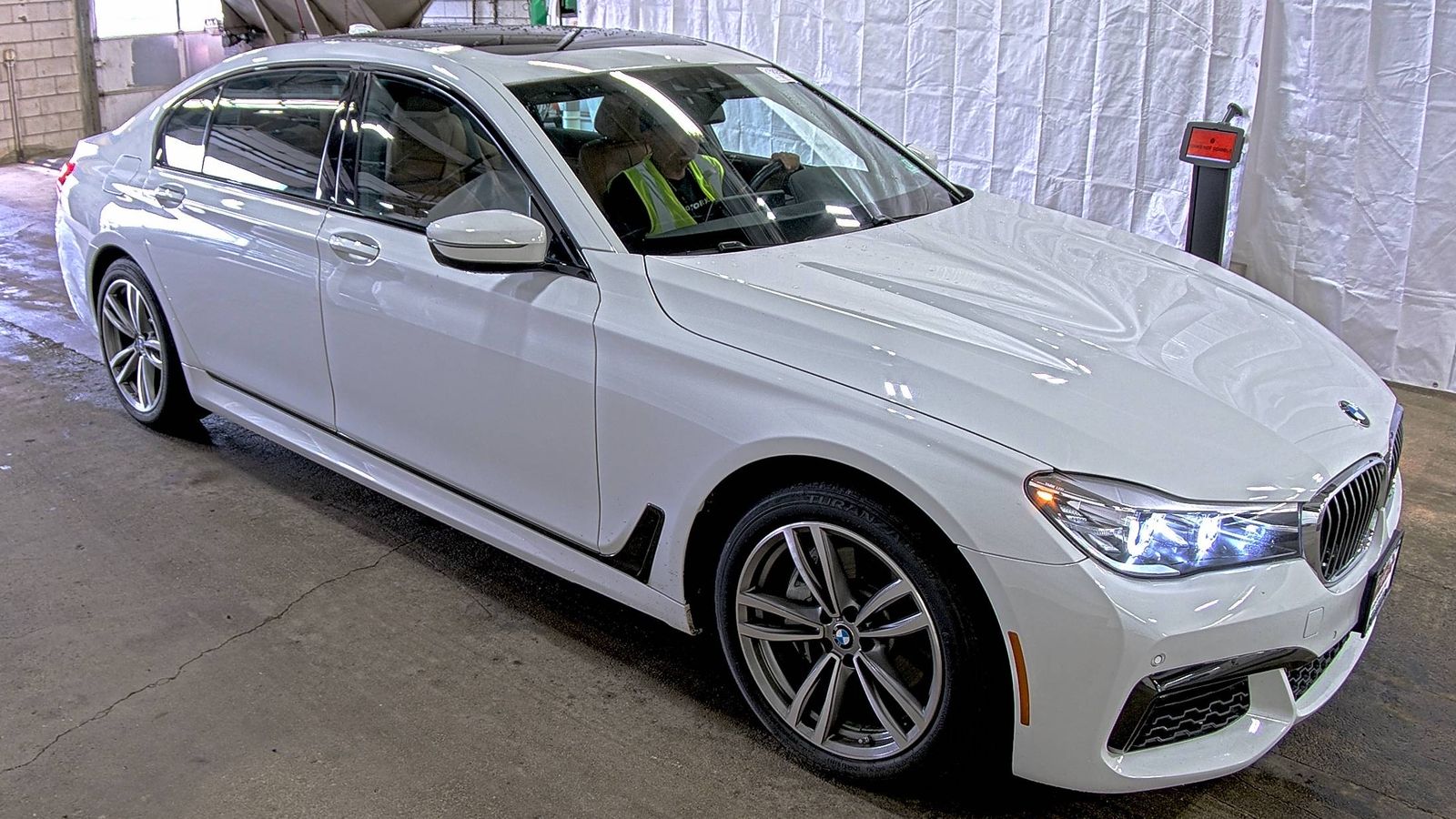 2019 BMW 7 Series 740i xDrive AWD