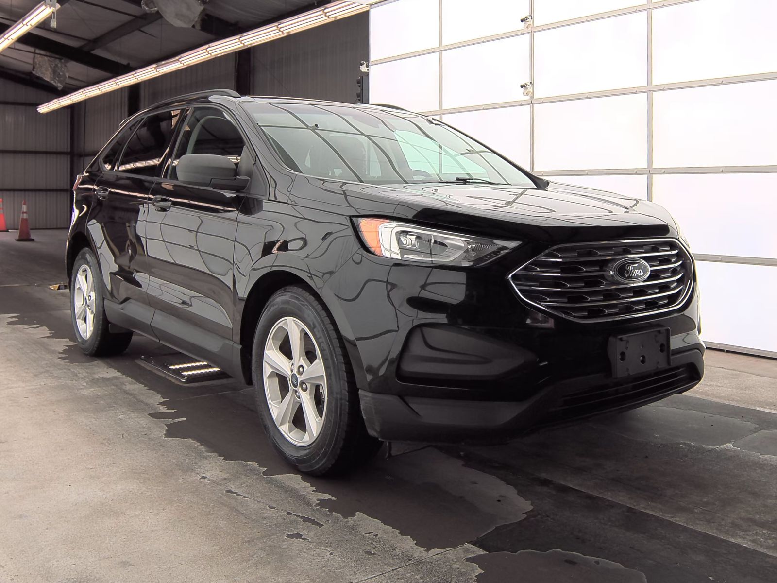 2020 Ford Edge SE AWD