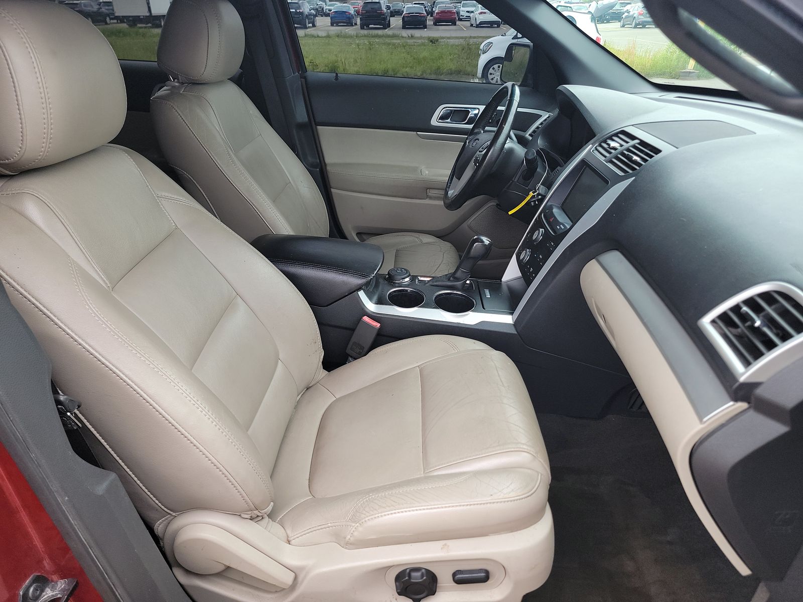 2013 Ford Explorer XLT AWD