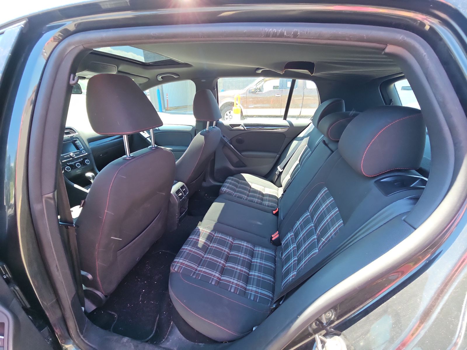 2012 Volkswagen Golf GTI 2.0T FWD