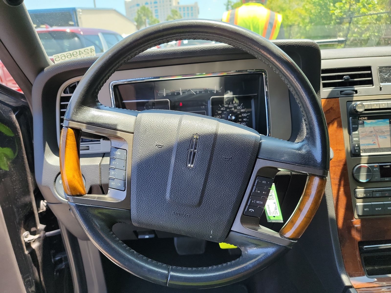 2014 Lincoln Navigator Base RWD