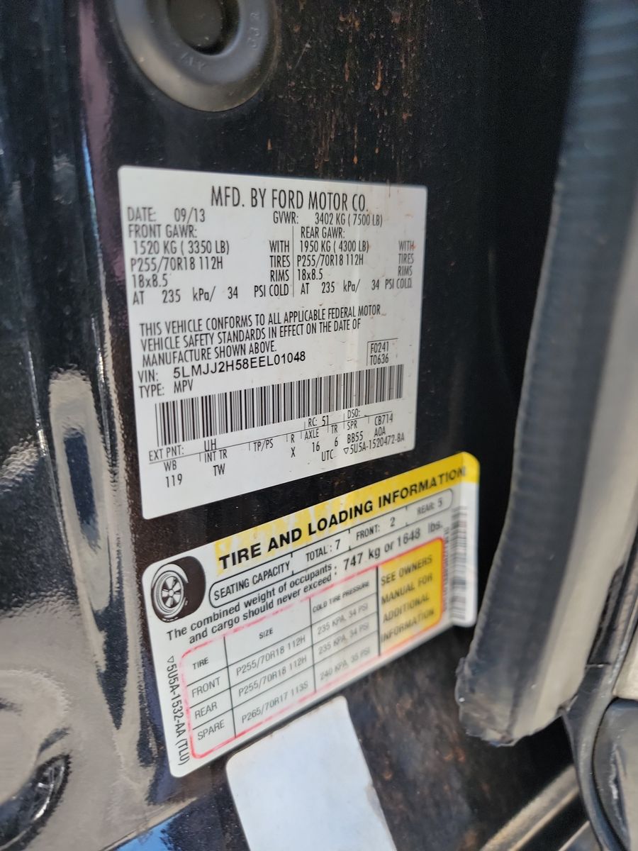 2014 Lincoln Navigator Base RWD