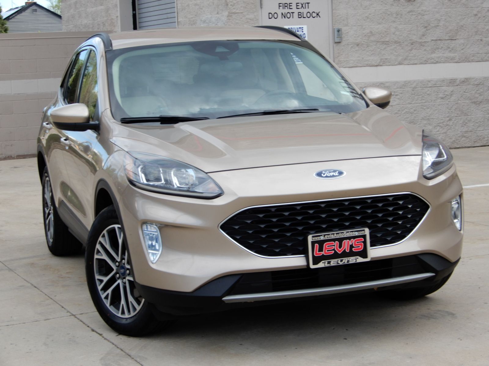 2020 Ford Escape SEL