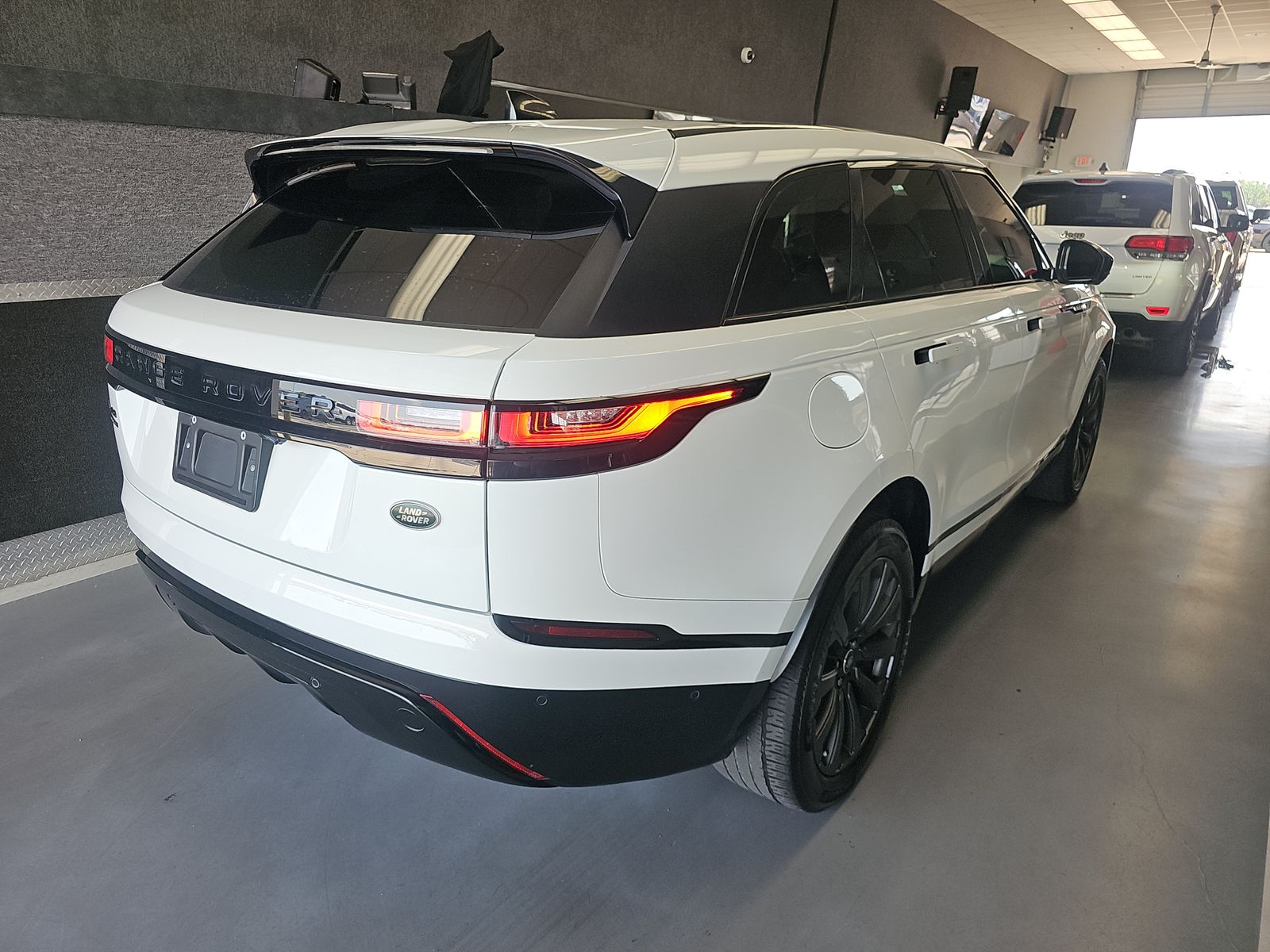 2019 Land Rover Range Rover Velar R-Dynamic SE AWD