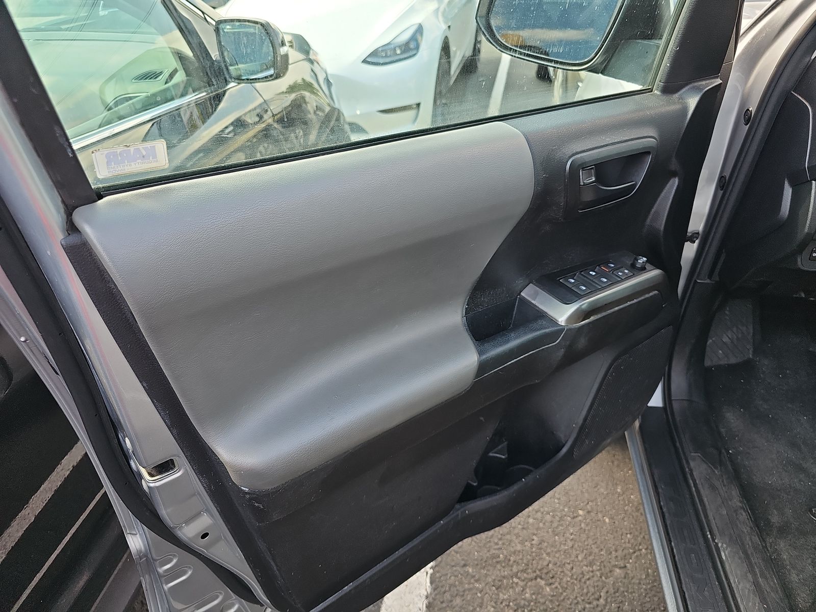 2021 Toyota Tacoma SR5 RWD