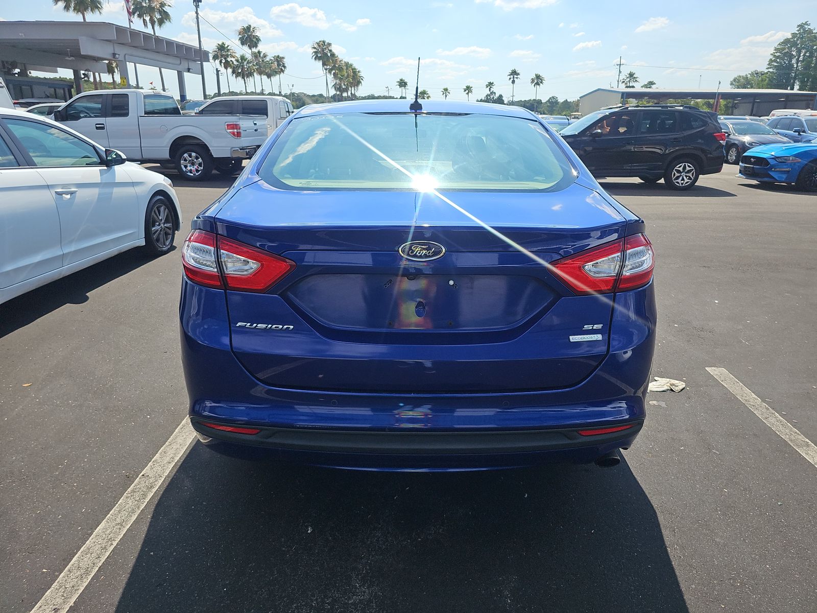 2016 Ford Fusion SE FWD