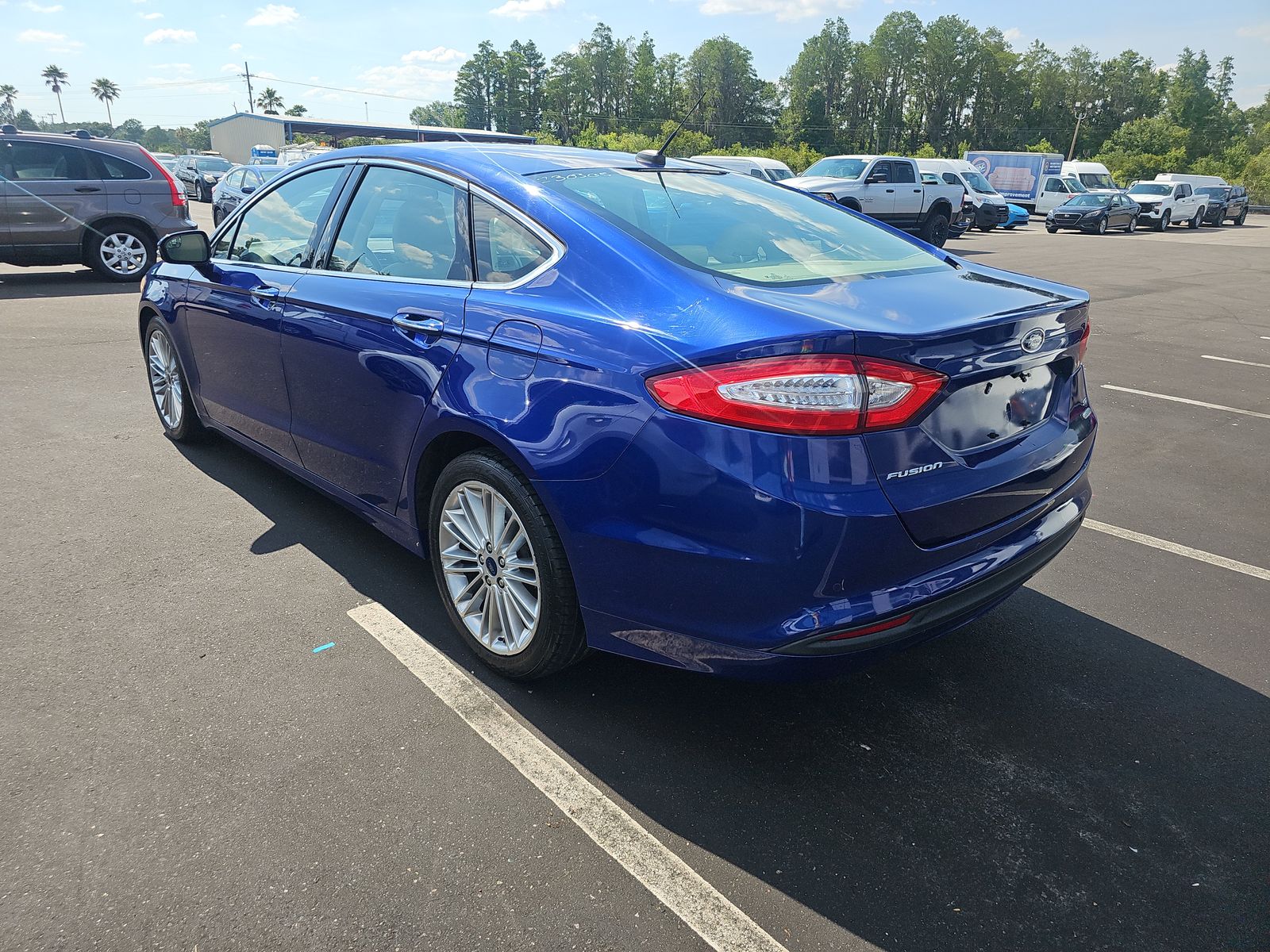 2016 Ford Fusion SE FWD