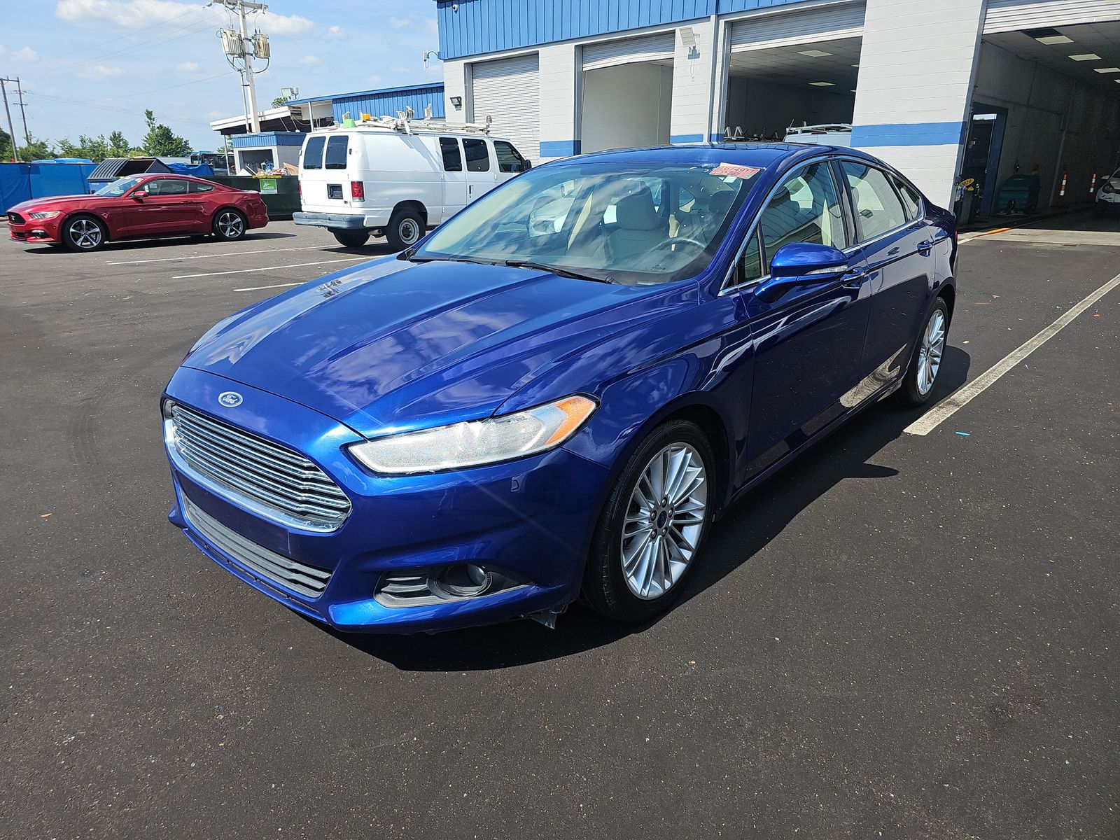 2016 Ford Fusion SE FWD