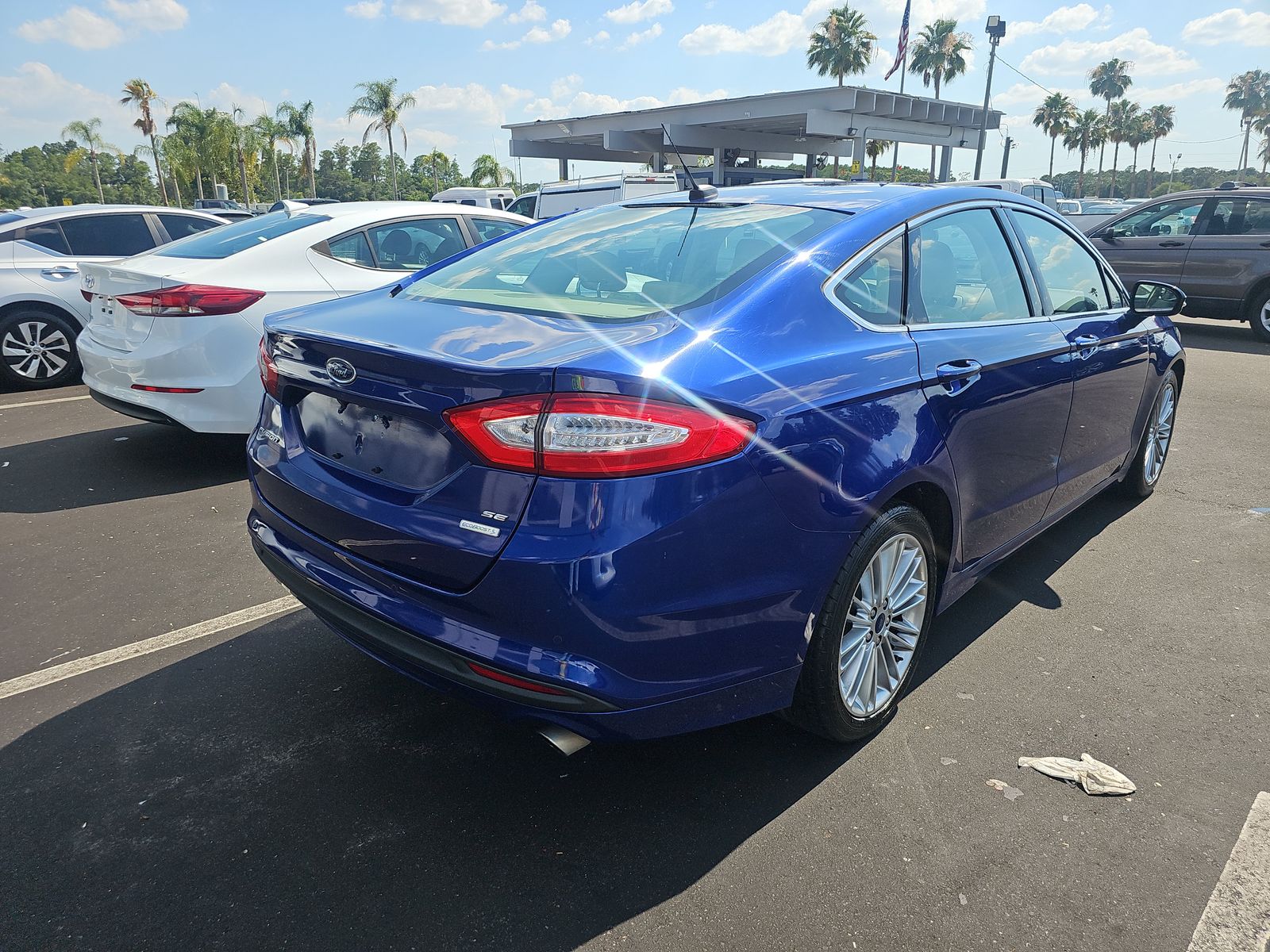 2016 Ford Fusion SE FWD
