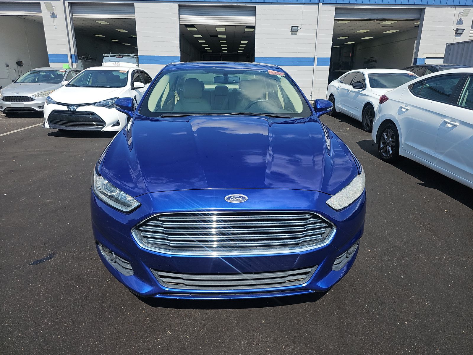 2016 Ford Fusion SE FWD