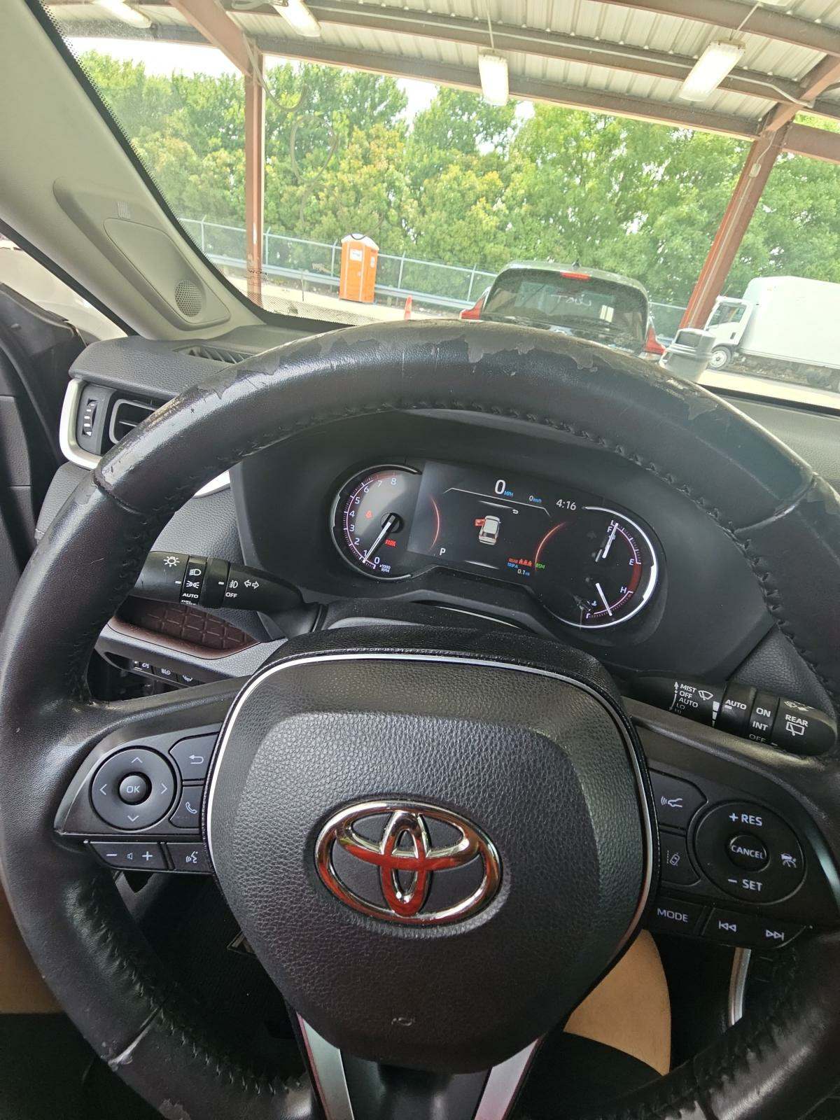 2020 Toyota RAV4 Limited FWD