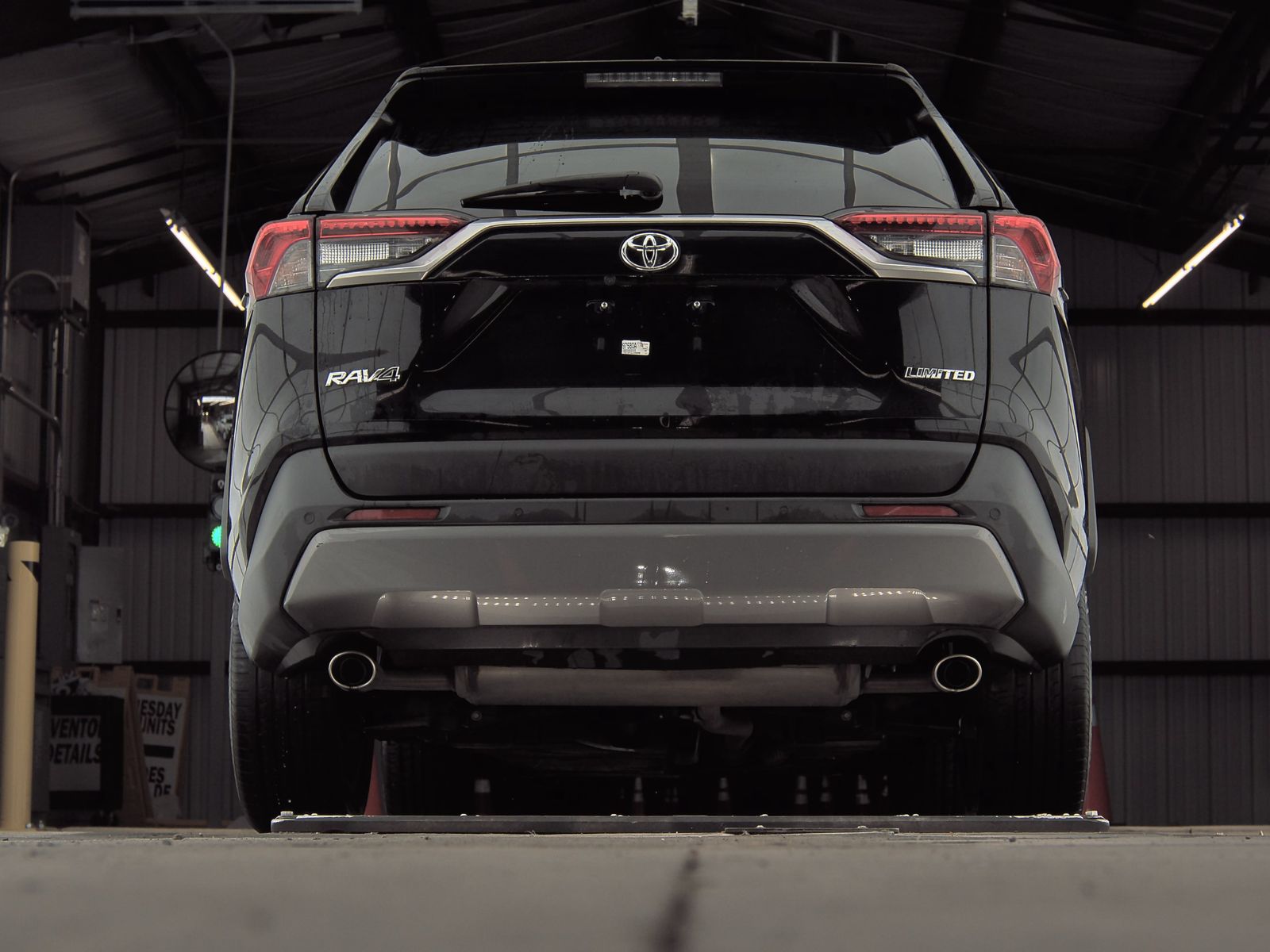 2020 Toyota RAV4 Limited FWD