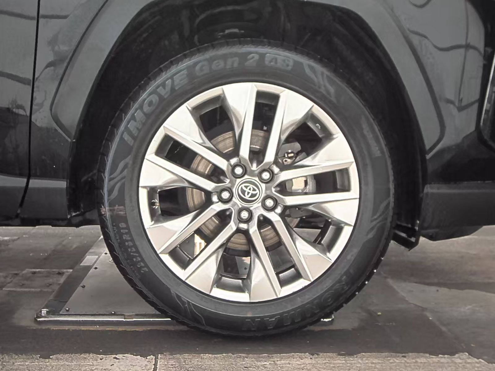 2020 Toyota RAV4 Limited FWD
