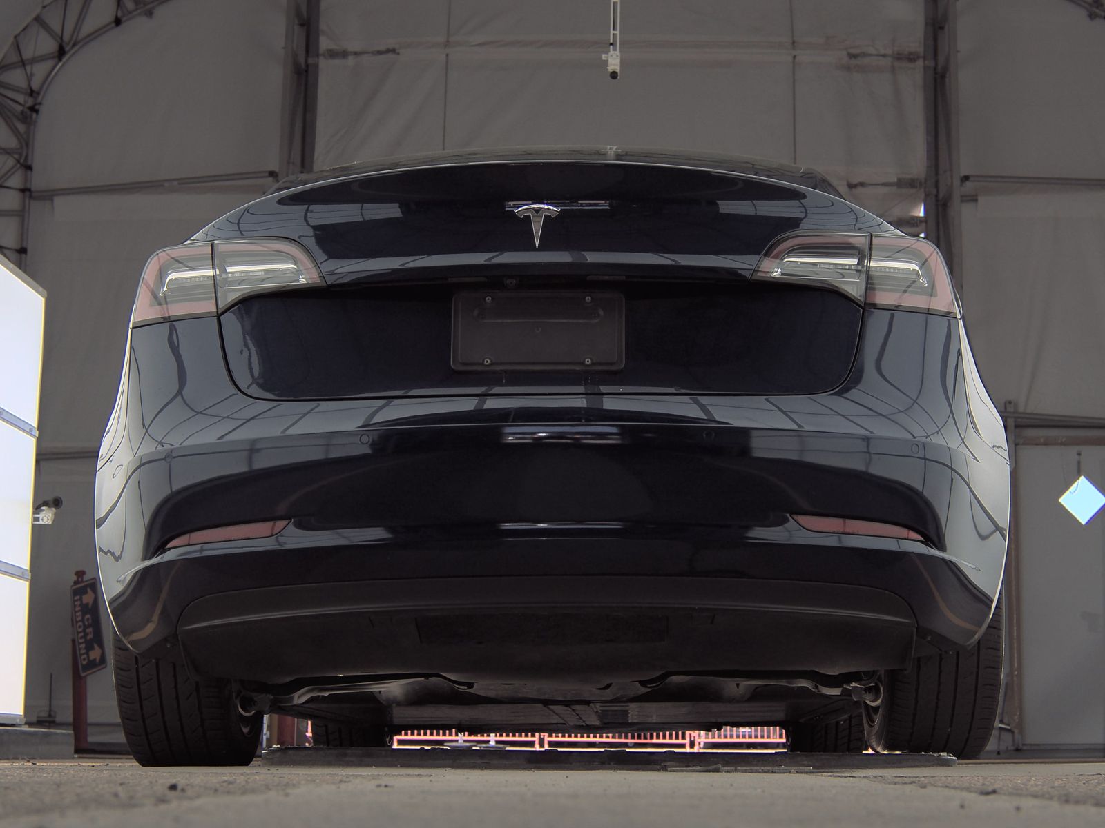 2022 Tesla Model 3 Standard Range RWD