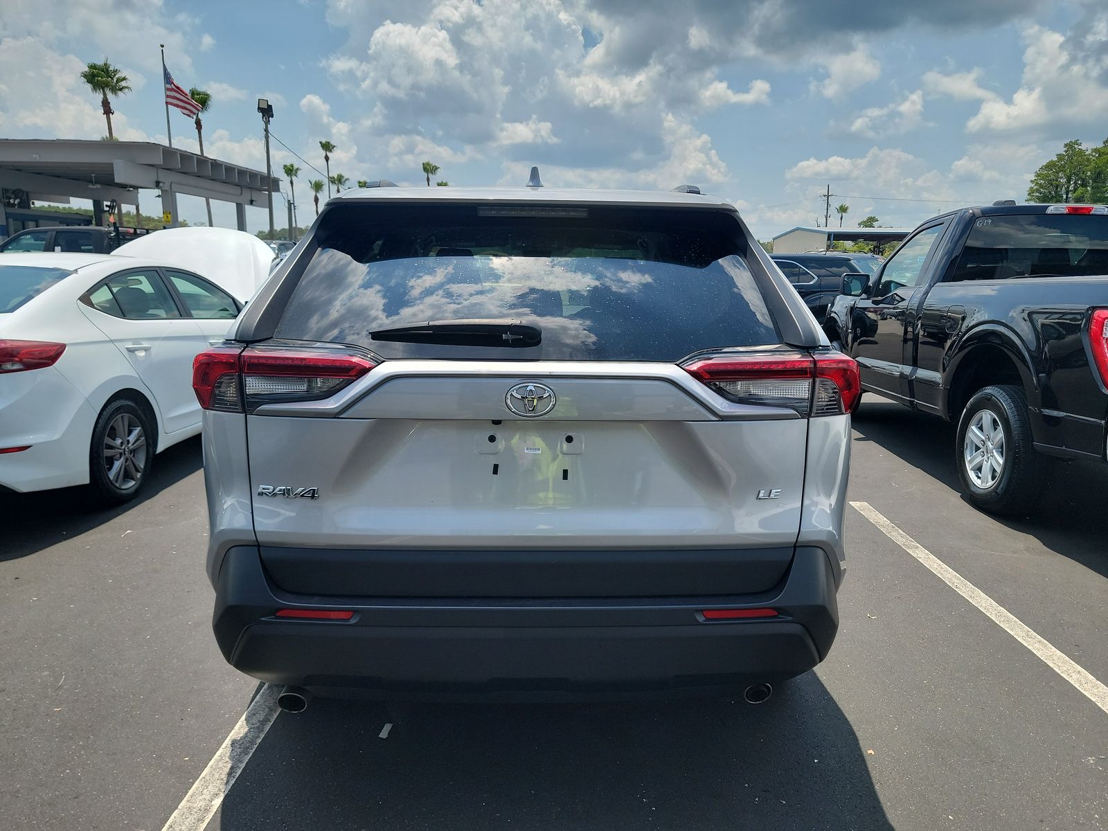 2019 Toyota RAV4 LE FWD