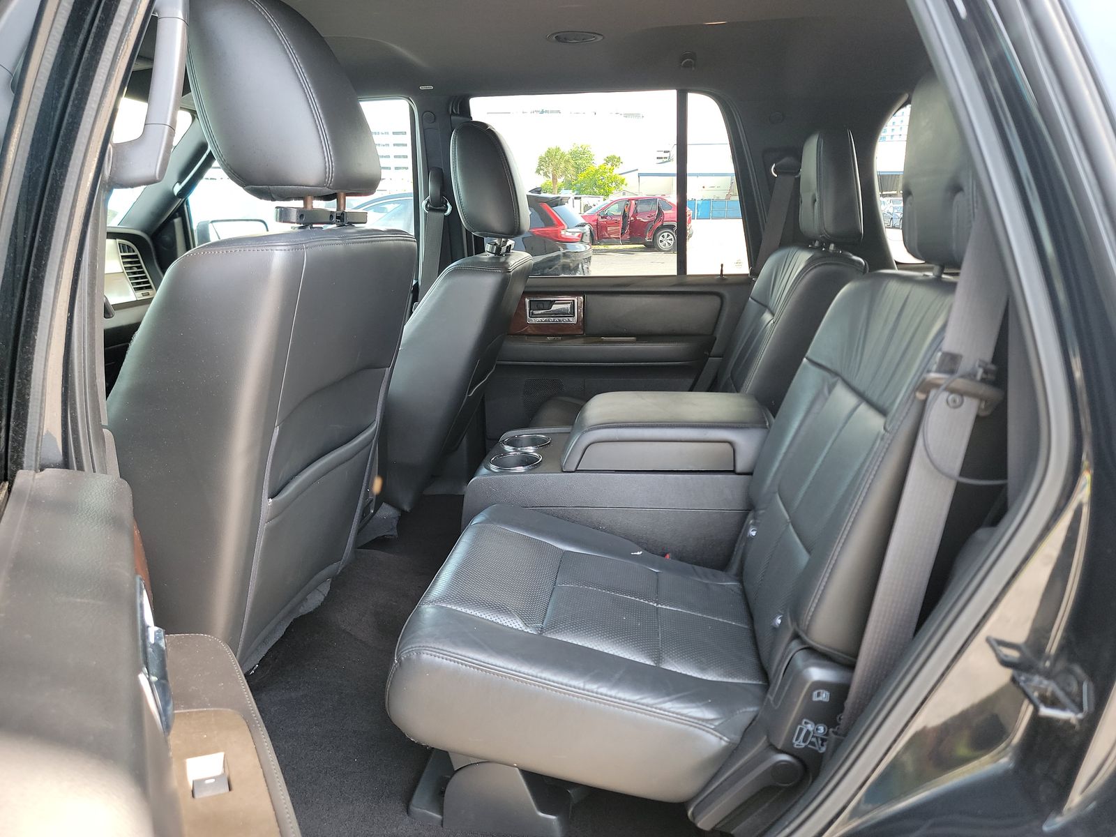 2014 Lincoln Navigator Base RWD
