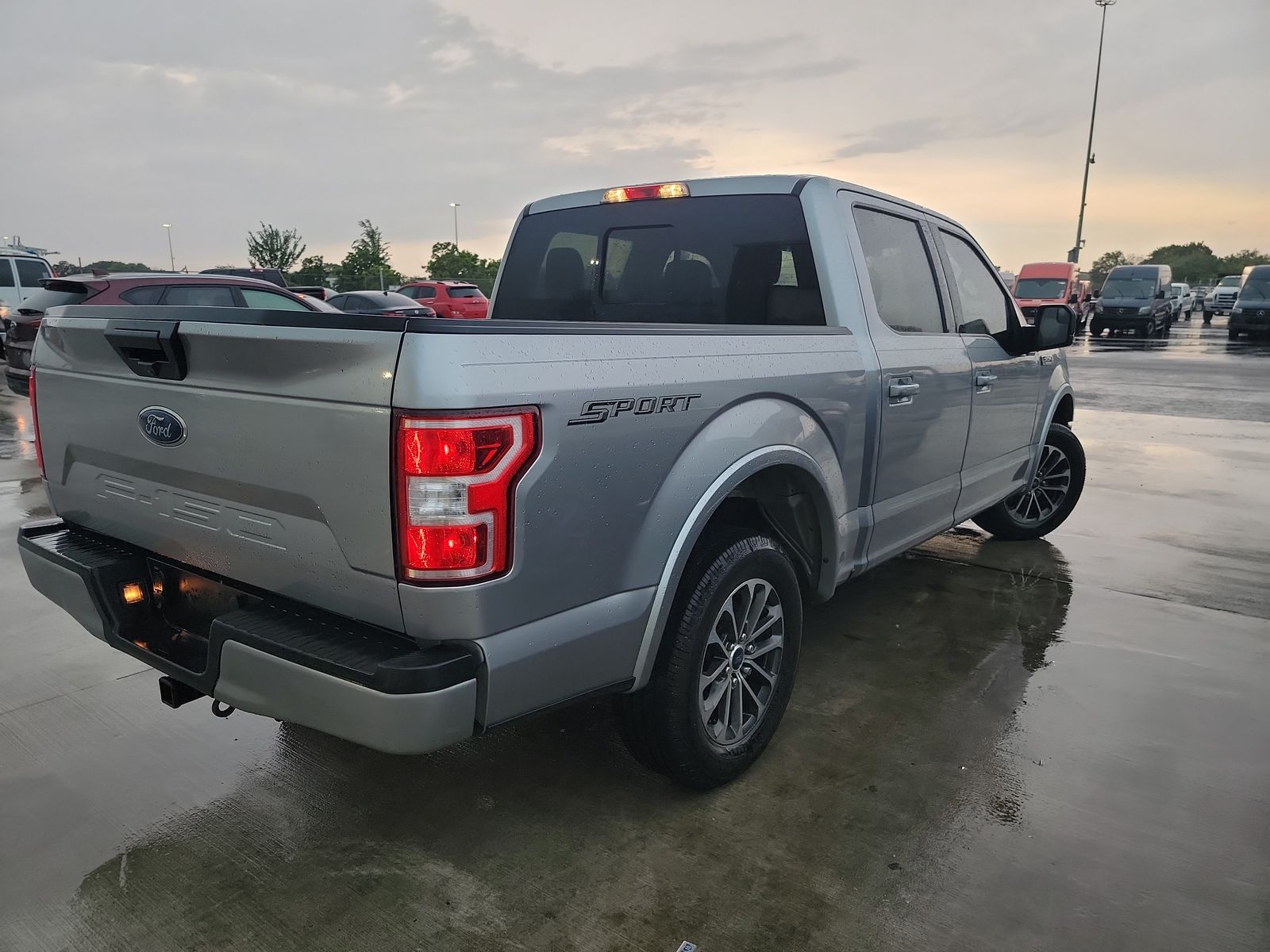 2020 Ford F-150 XLT RWD