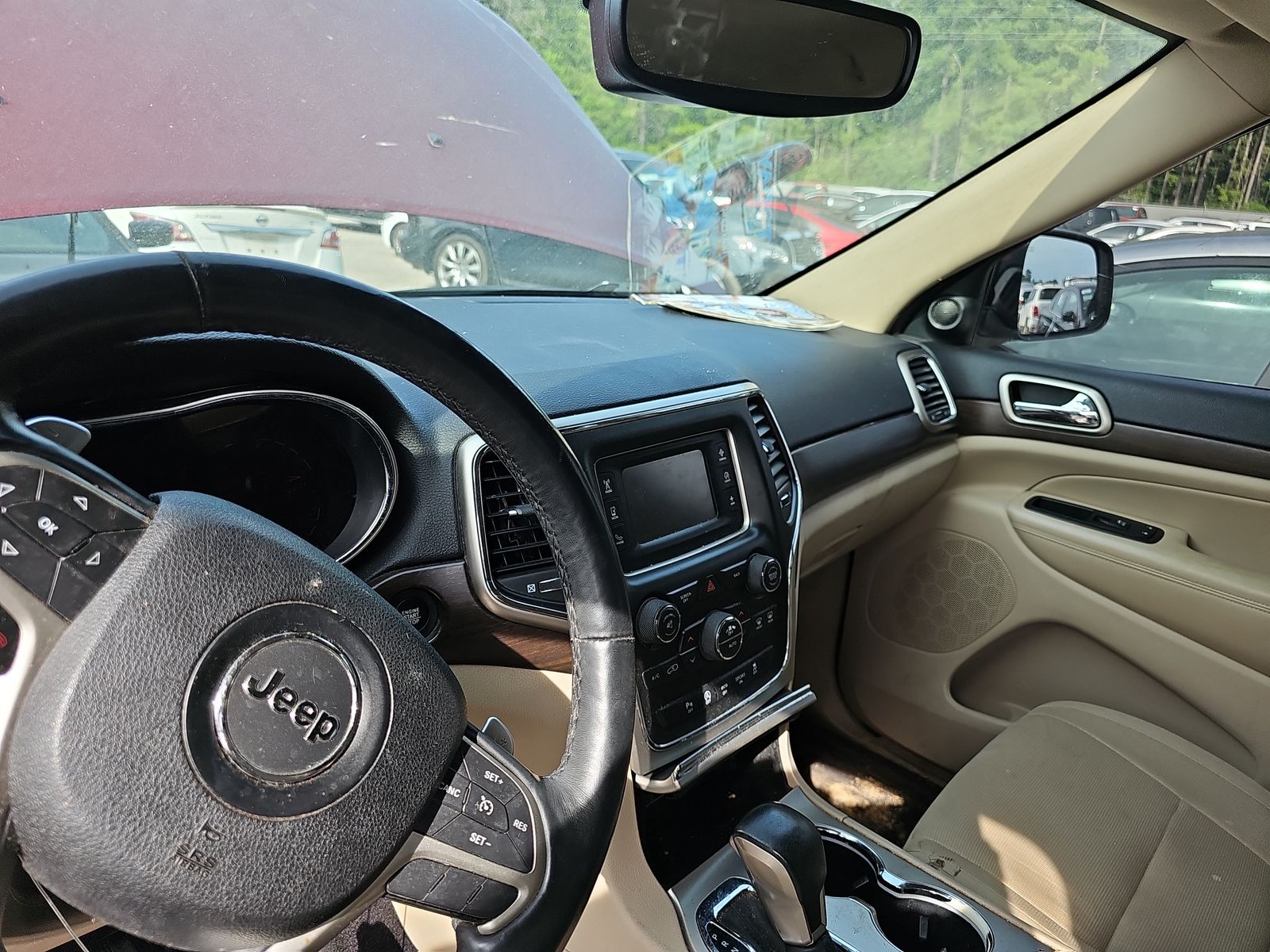 2017 Jeep Grand Cherokee Laredo AWD