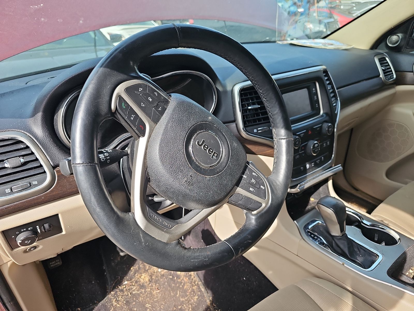 2017 Jeep Grand Cherokee Laredo AWD