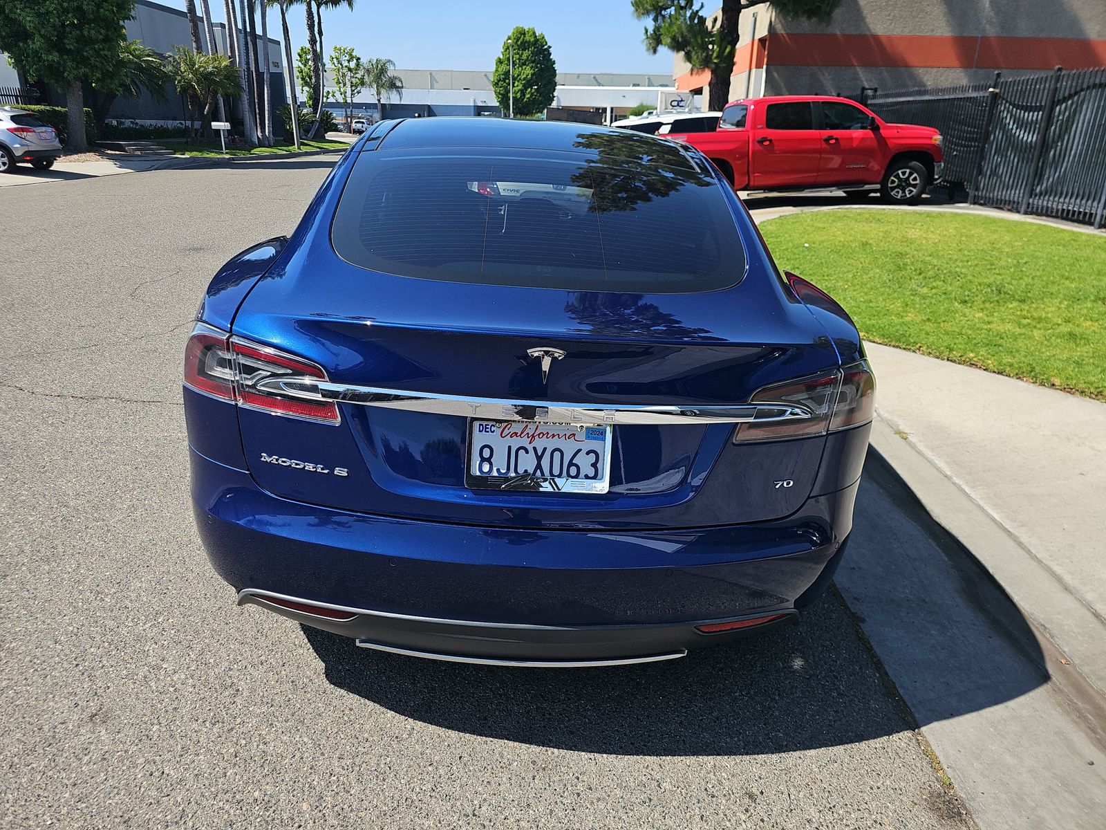 2015 Tesla Model S 70 RWD
