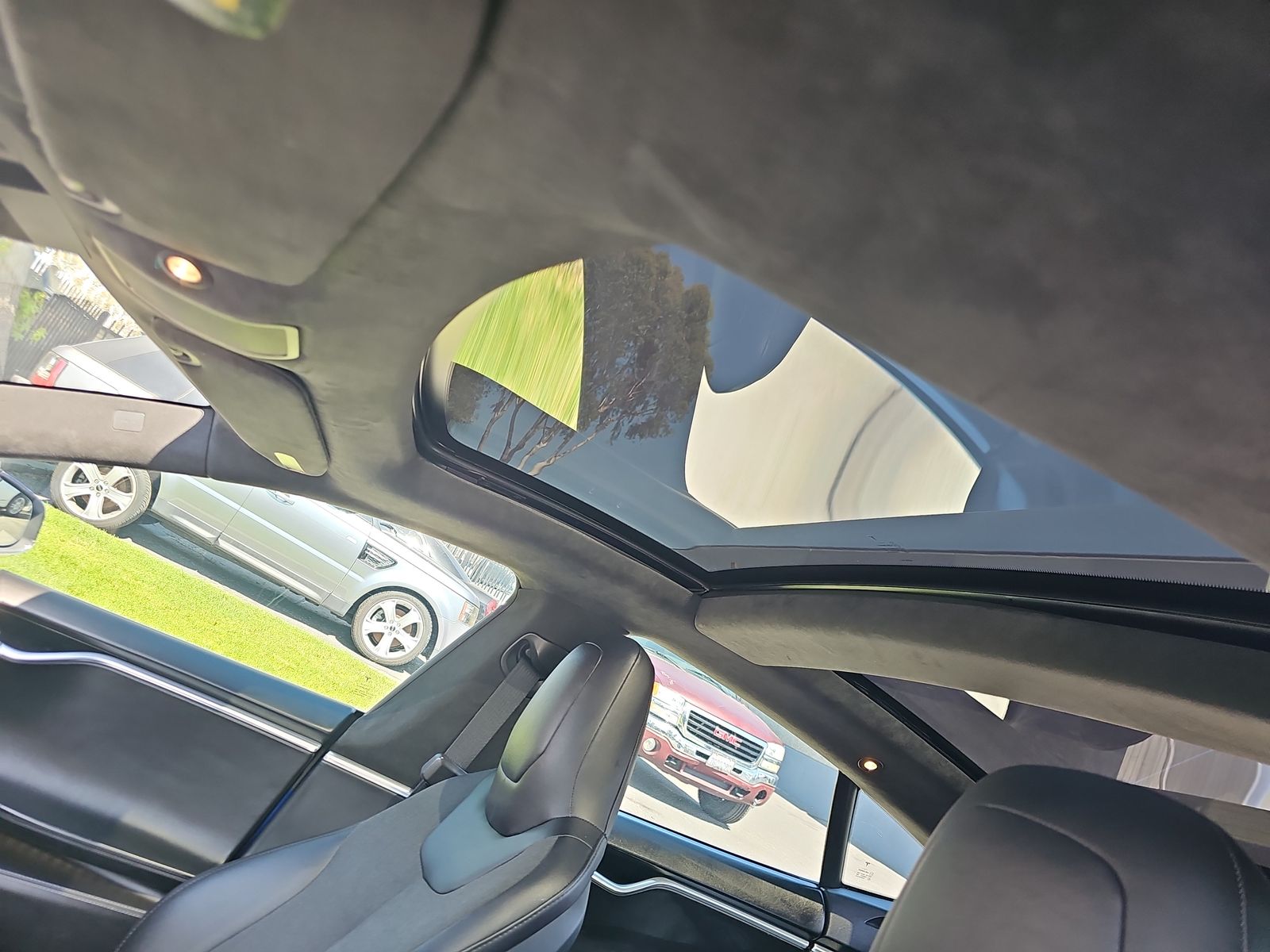 2015 Tesla Model S 70 RWD
