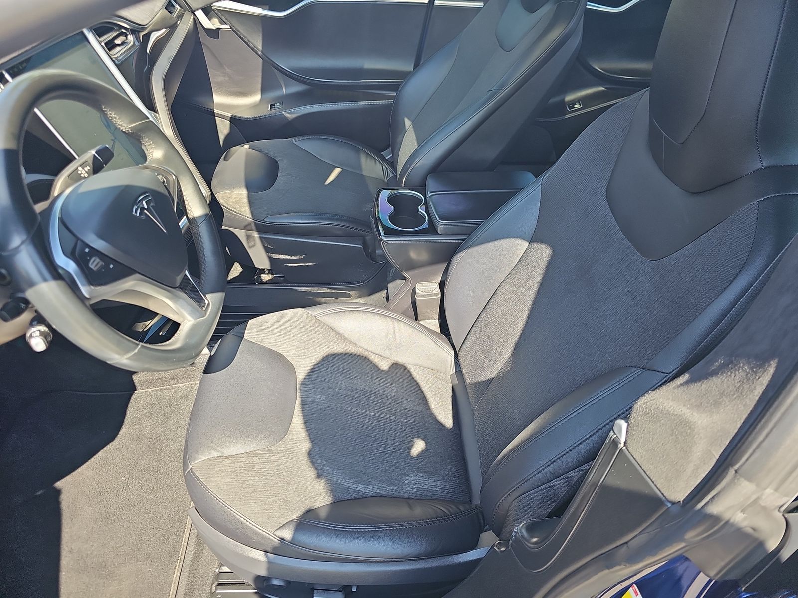 2015 Tesla Model S 70 RWD