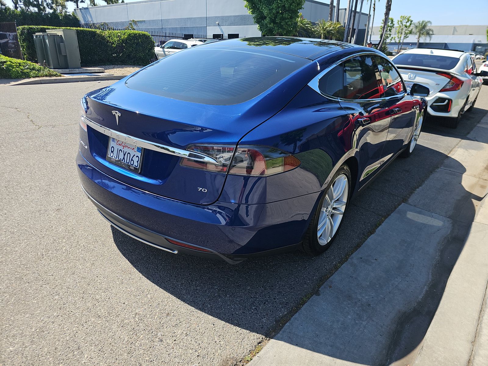 2015 Tesla Model S 70 RWD