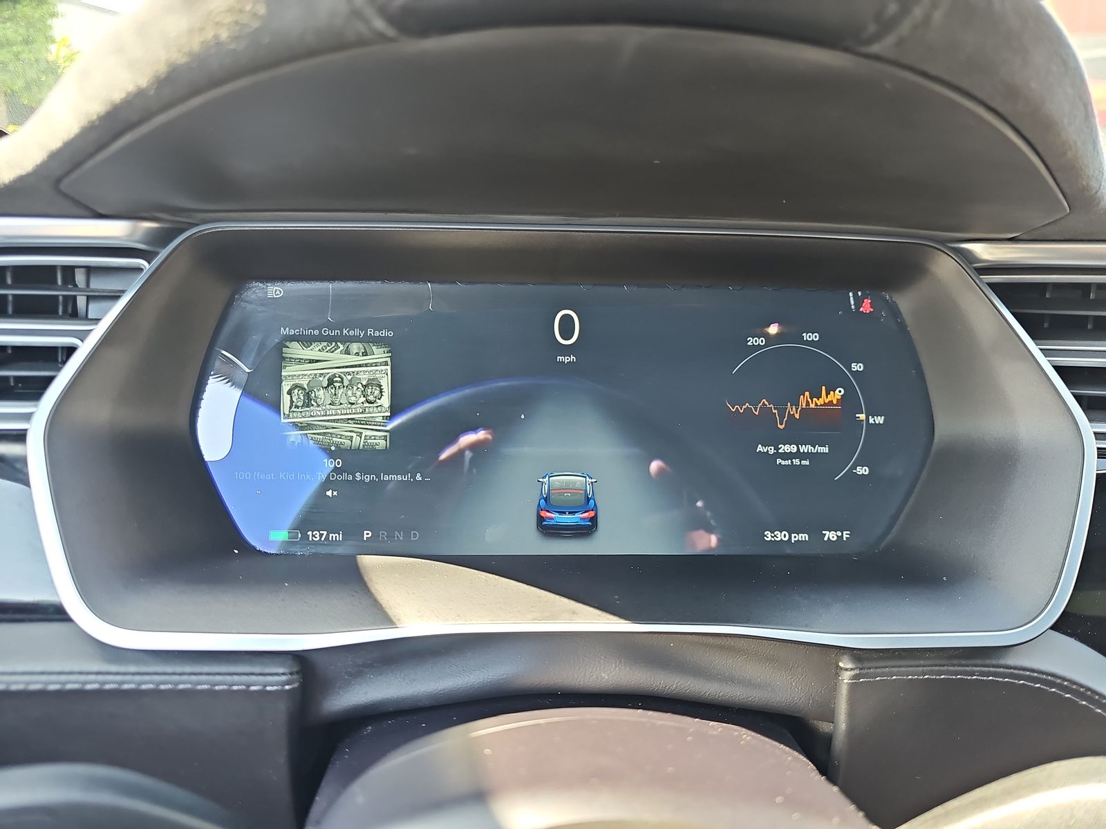 2015 Tesla Model S 70 RWD