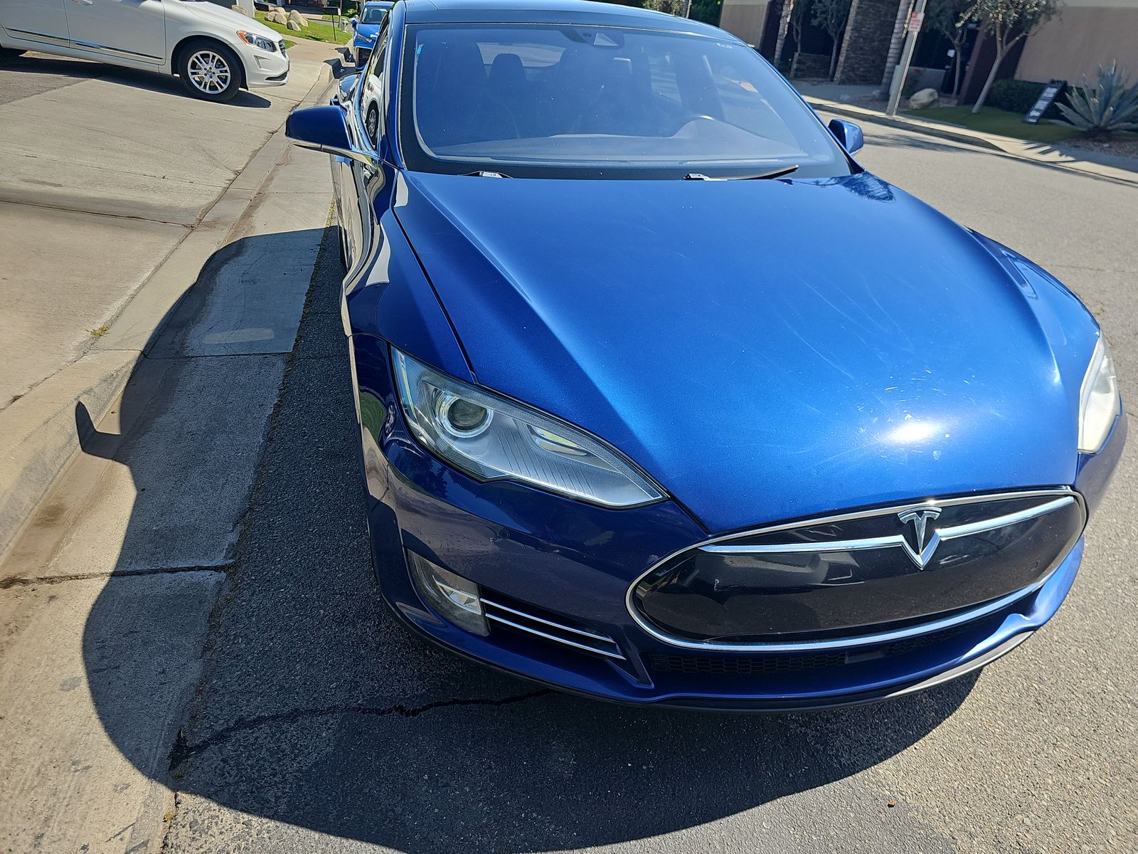 2015 Tesla Model S 70 RWD