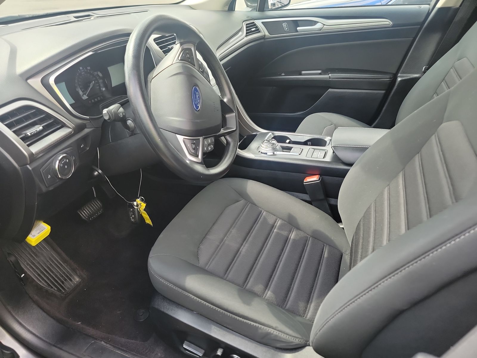 2020 Ford Fusion SE FWD