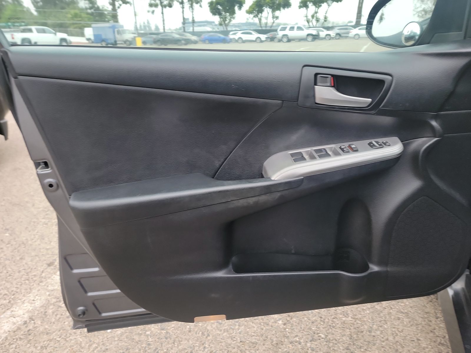 2012 Toyota Camry SE FWD