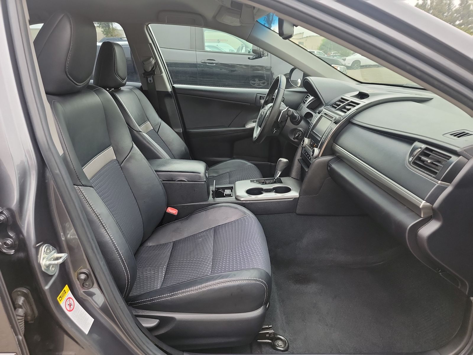 2012 Toyota Camry SE FWD