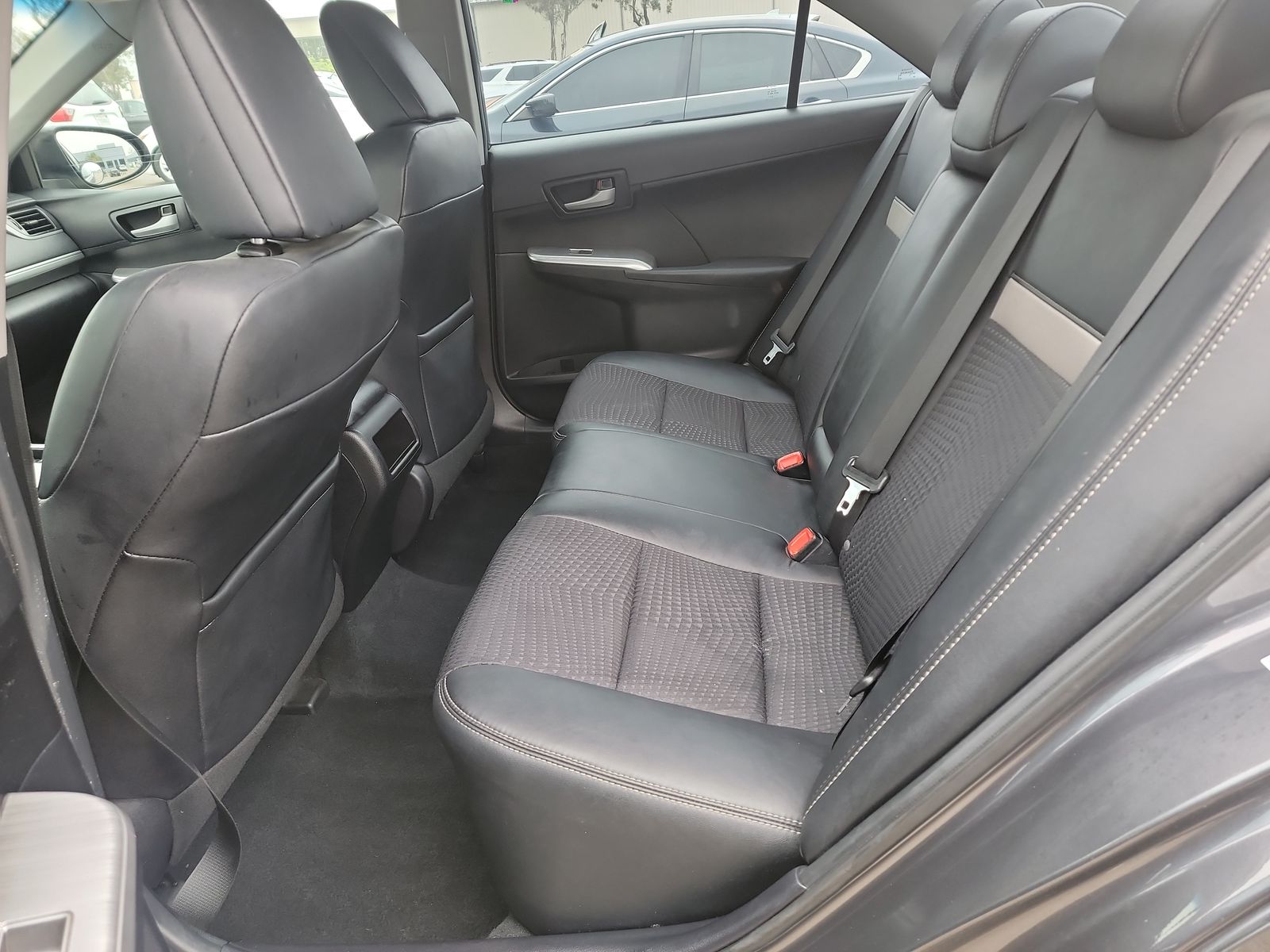 2012 Toyota Camry SE FWD