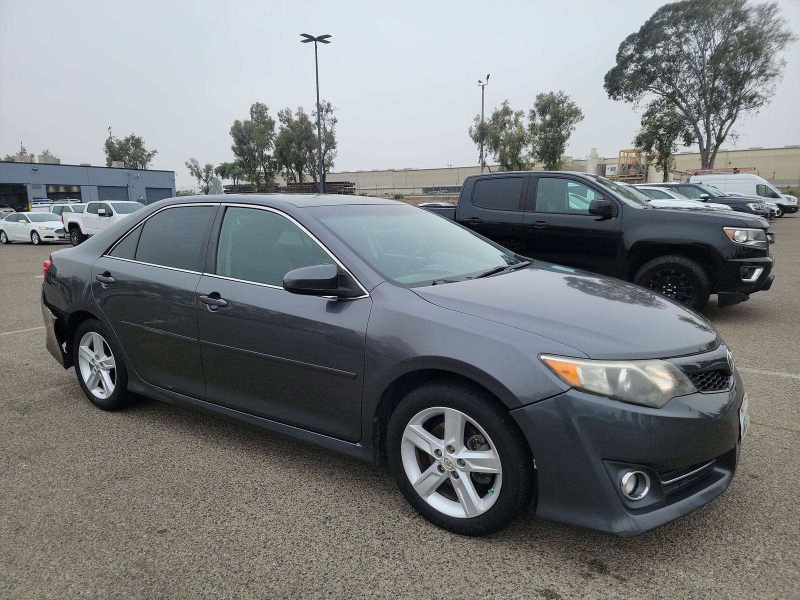 2012 Toyota Camry SE FWD