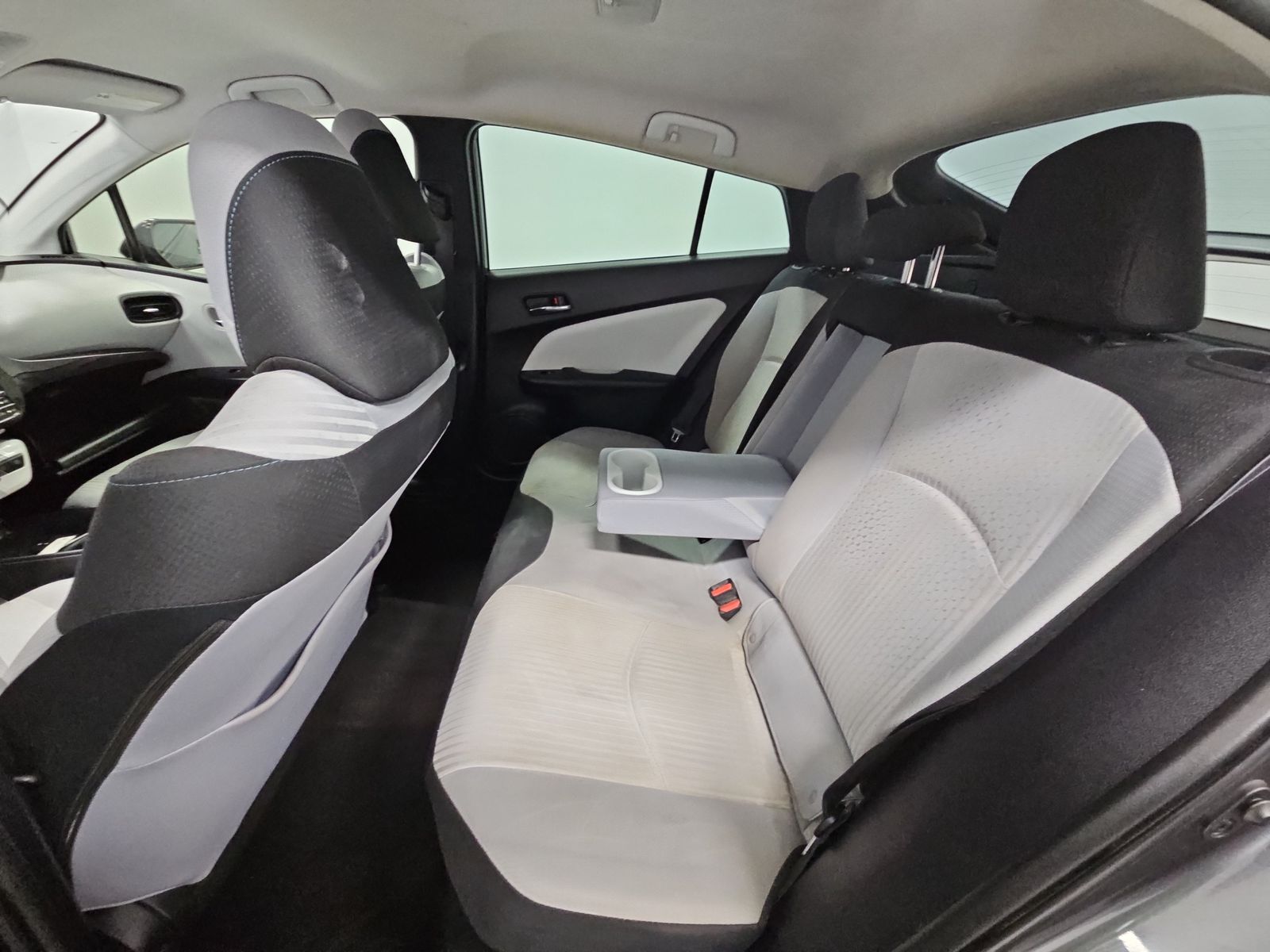 2018 Toyota Prius Two FWD