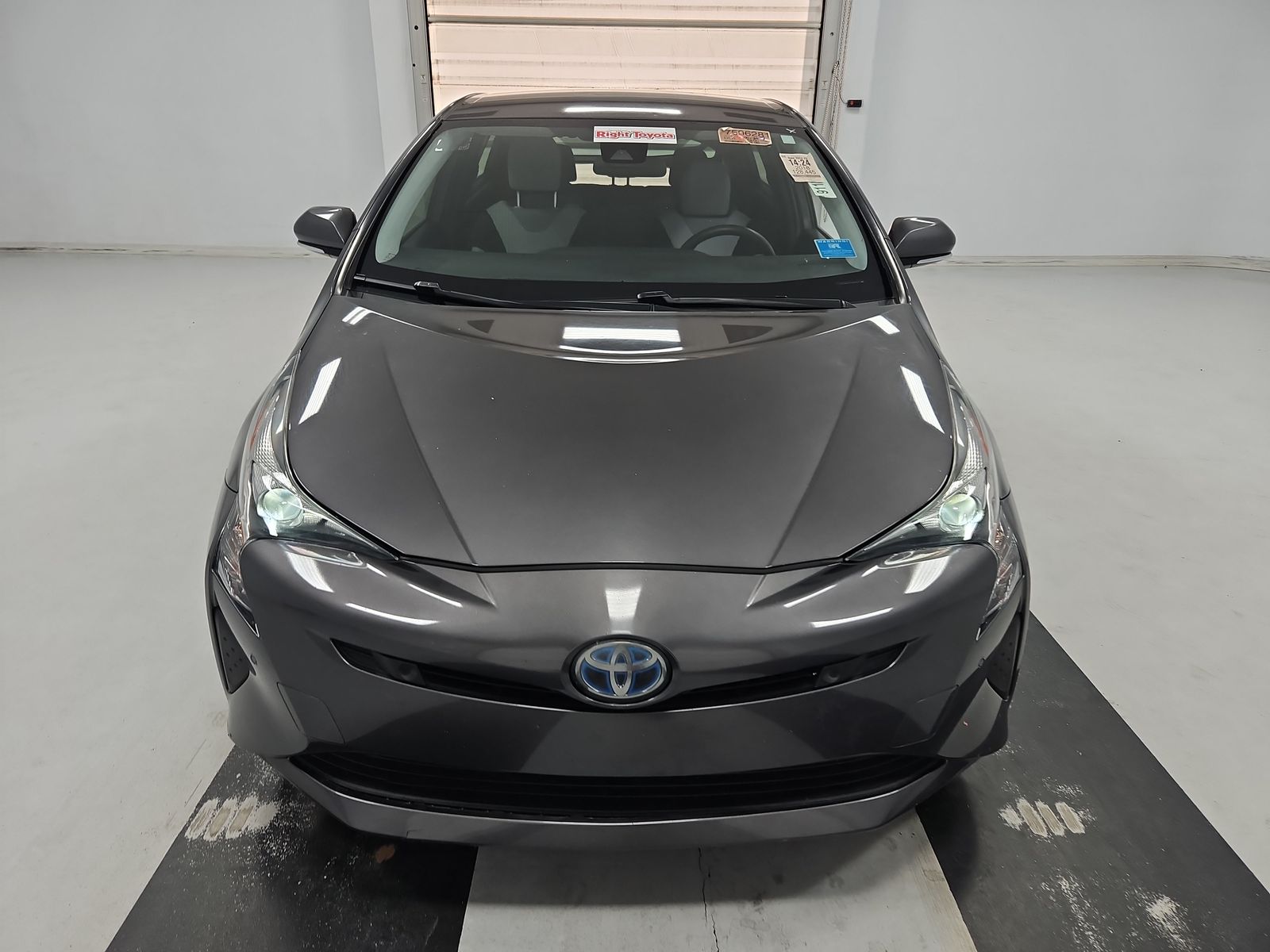 2018 Toyota Prius Two FWD