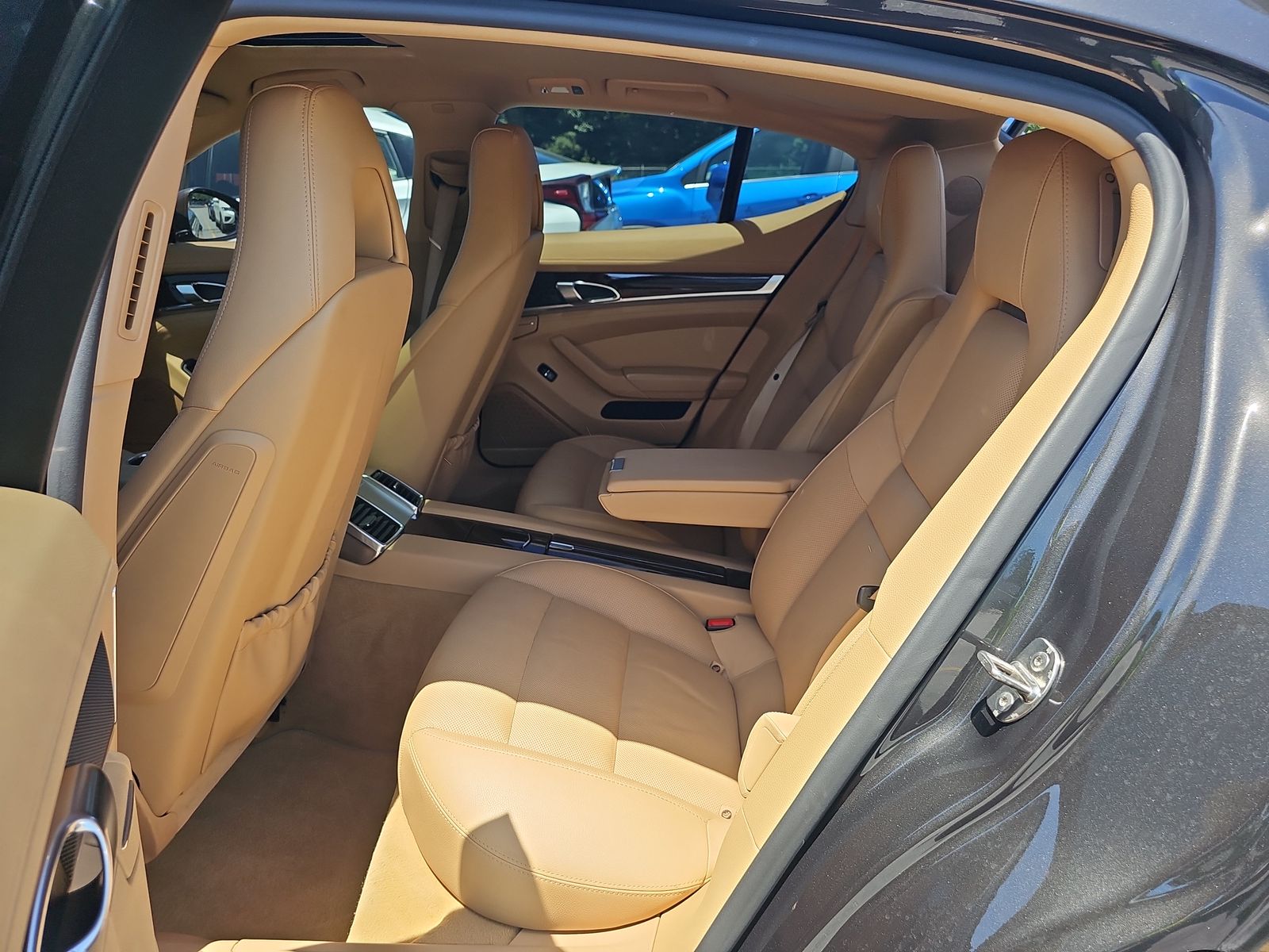 2011 Porsche Panamera 4 AWD