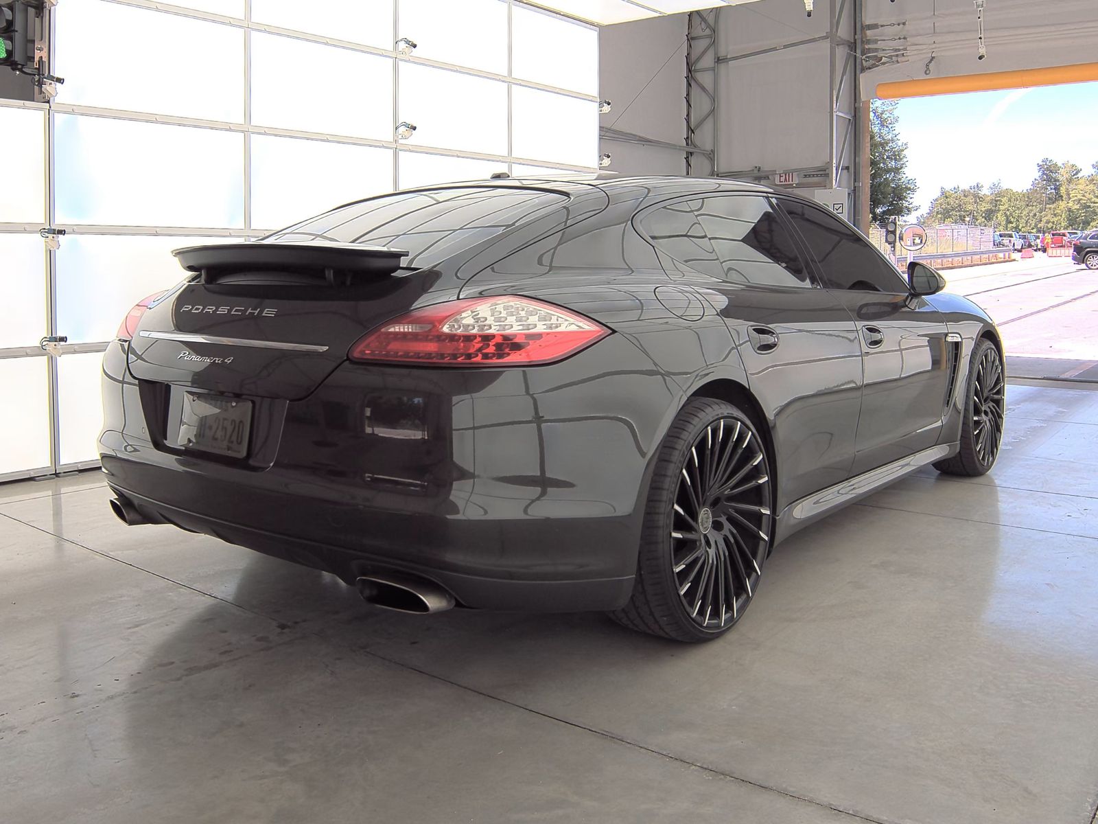 2011 Porsche Panamera 4 AWD